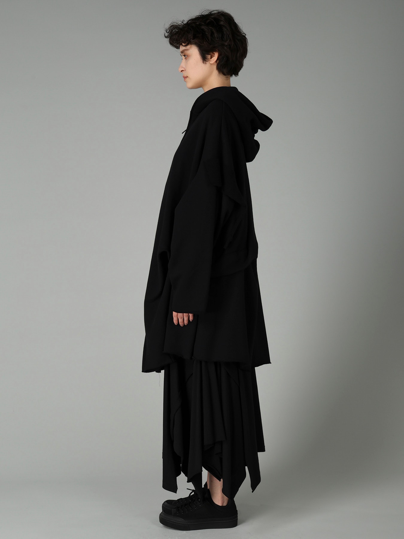 FRENCH TERRY TUCK POINT ZIP COAT