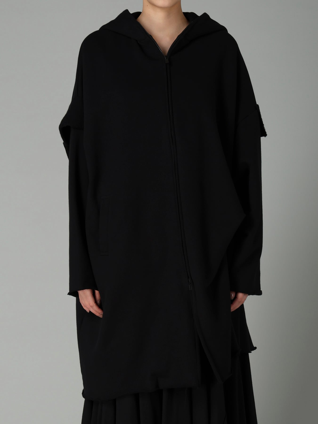 FRENCH TERRY TUCK POINT ZIP COAT