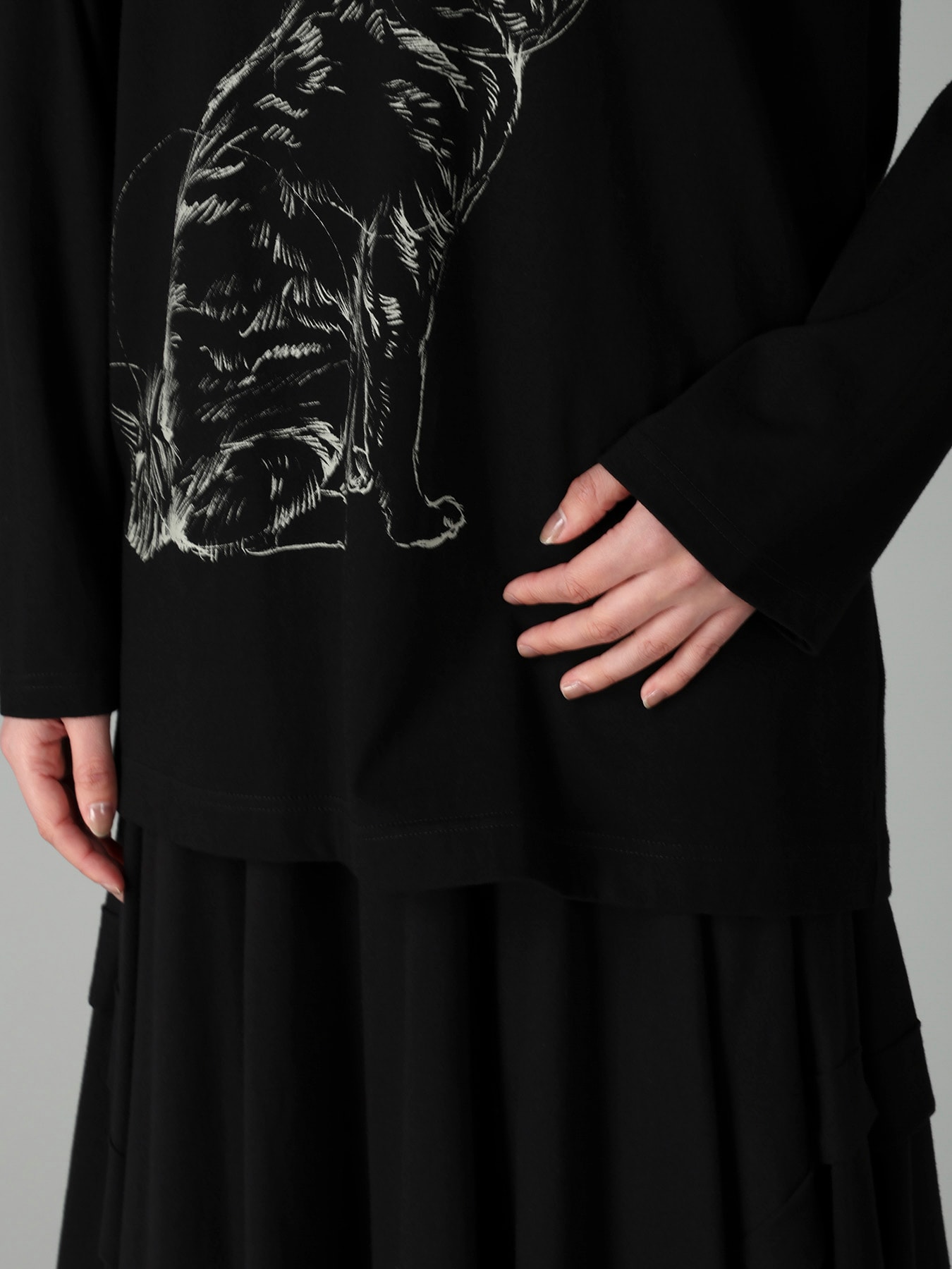 30/-COTTON SINGLE JERSEY LONG SLV PRINTED T SARAH