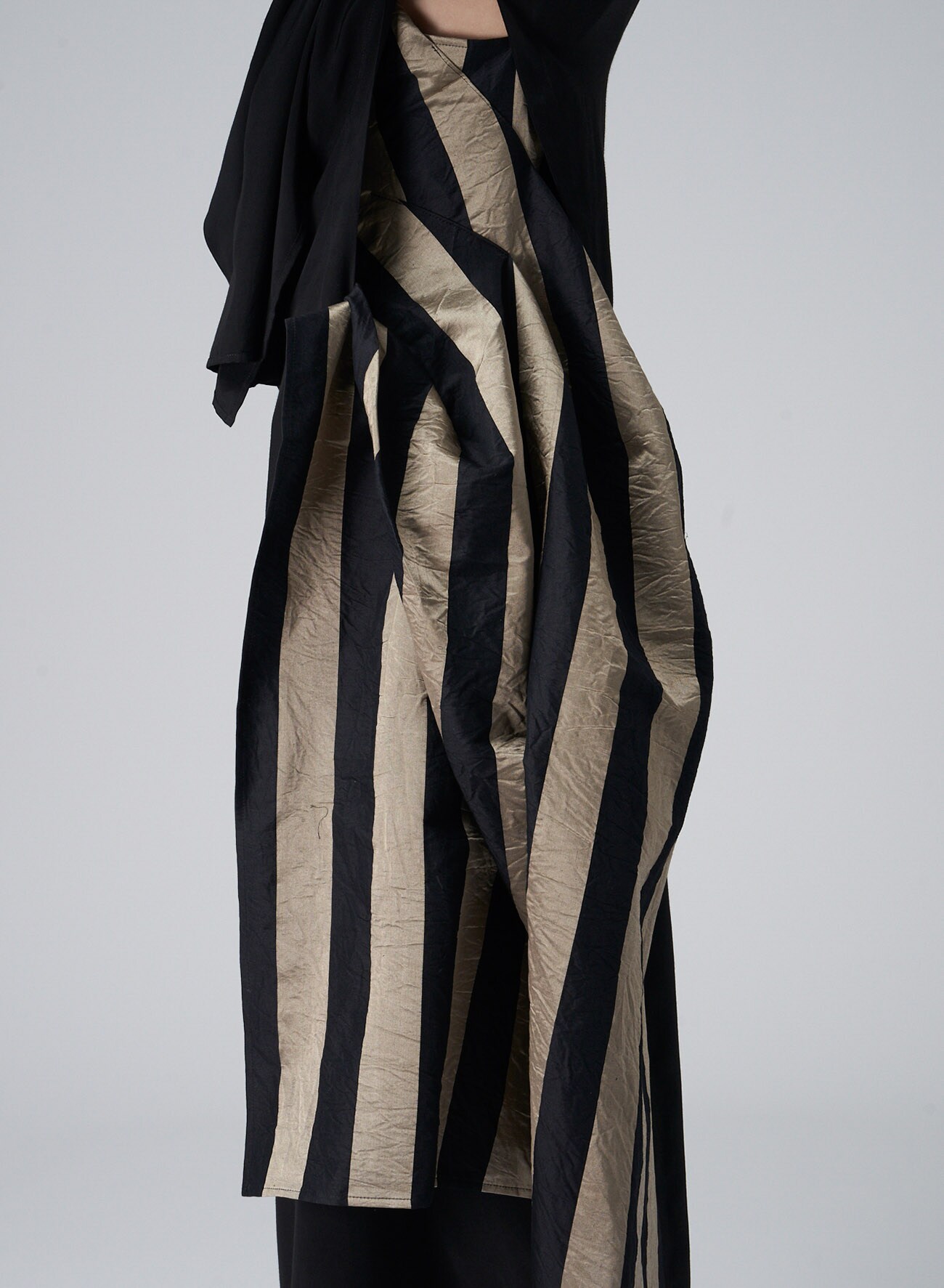 <207/1>+<410/1> LEFT-SIDE OPENED COAT