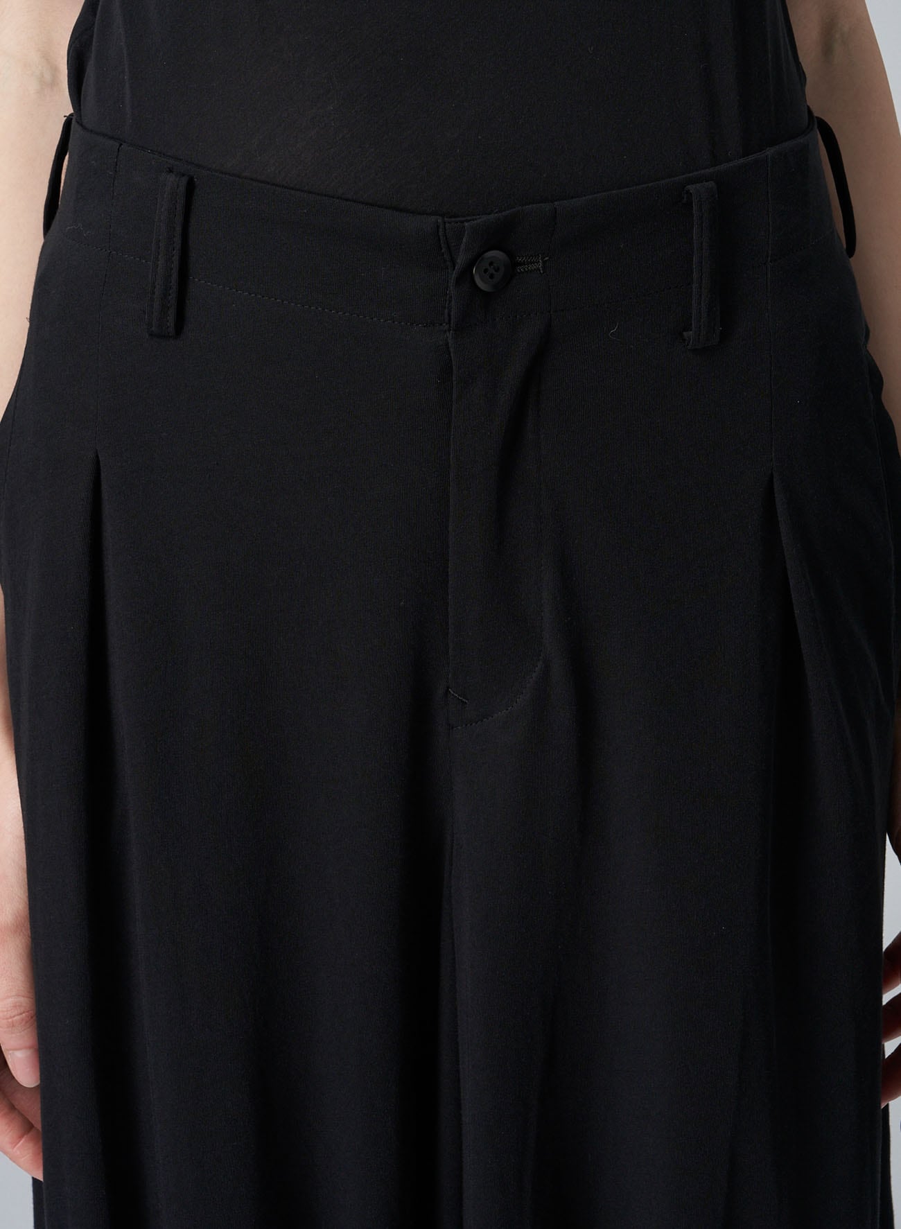 TECHNORAMA COTTON PANTS WITH GATHERED FRONT HEM