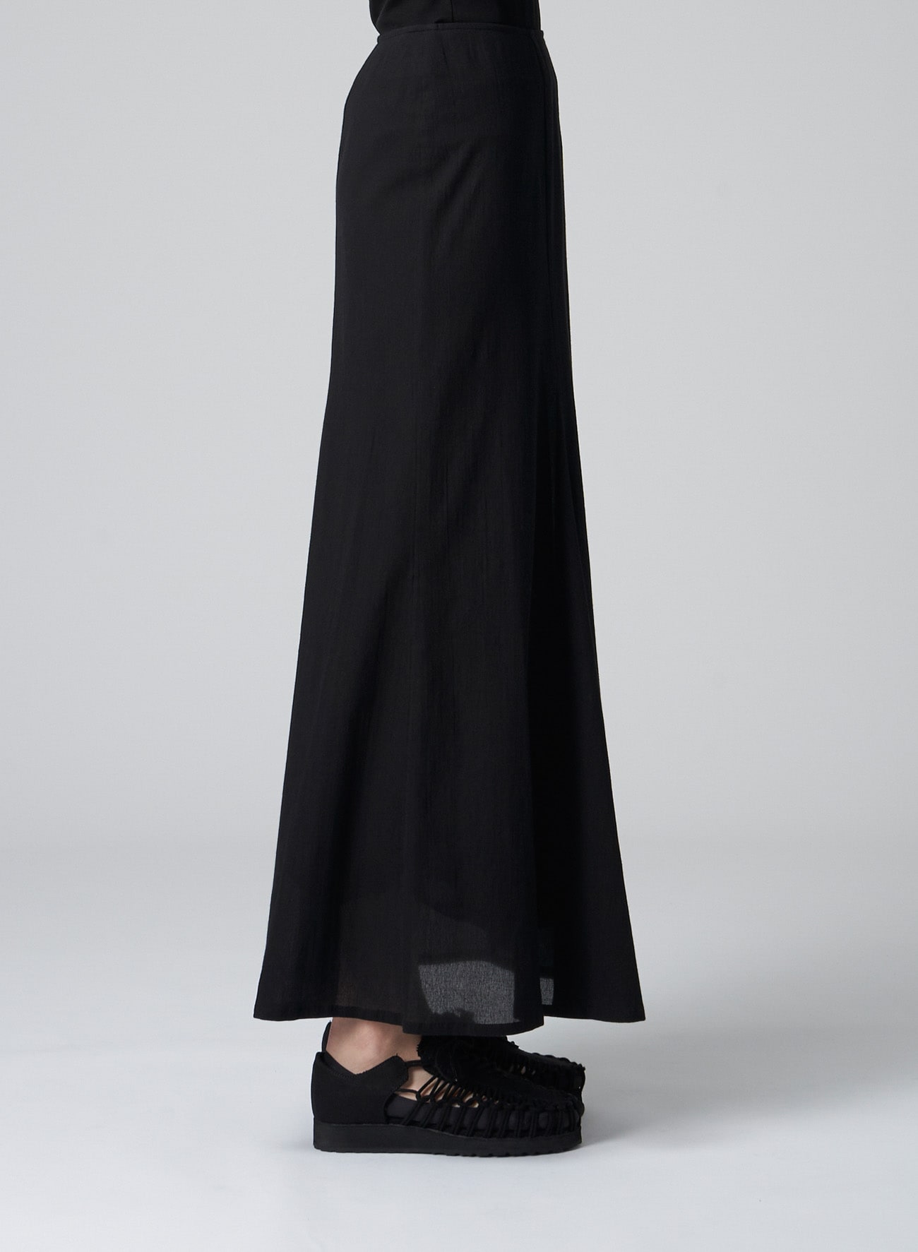 C/CHIFFON DOUBLE LAYERED RIGHT SIDE FLARE S