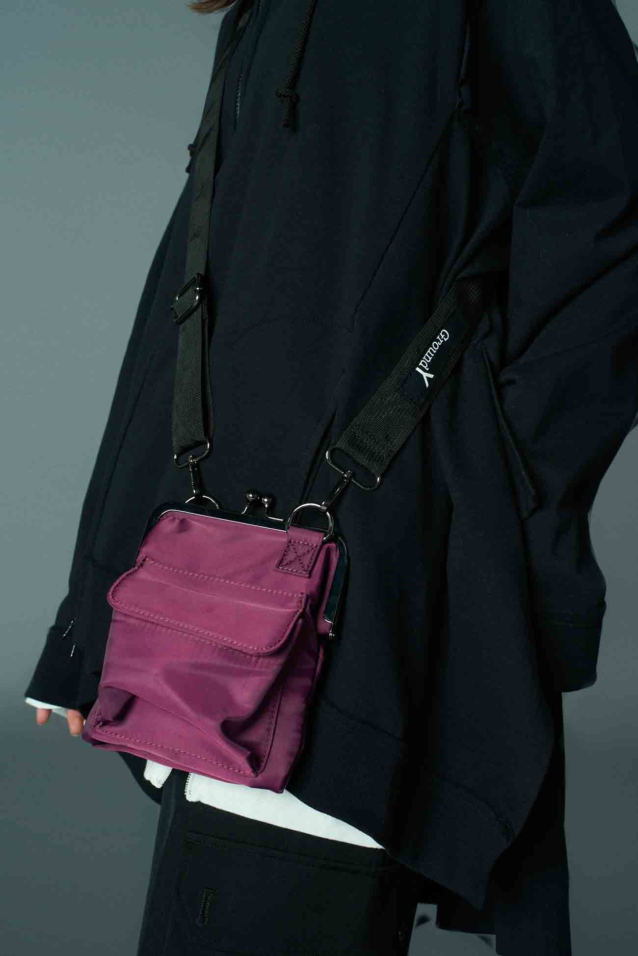 SHOULDER BAG WITH CLASP CLOSURE