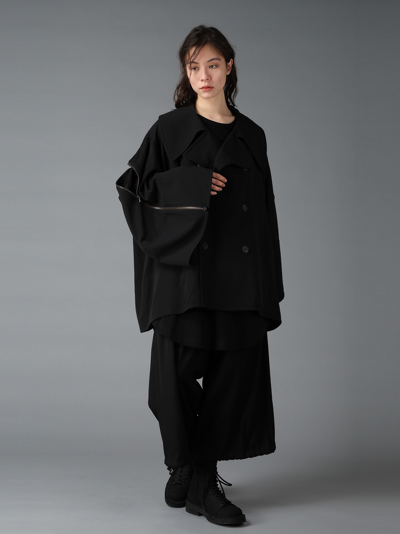 WOOL GABARDINE SHORT LENGTH BIG SLEEVE DOUBLE COAT