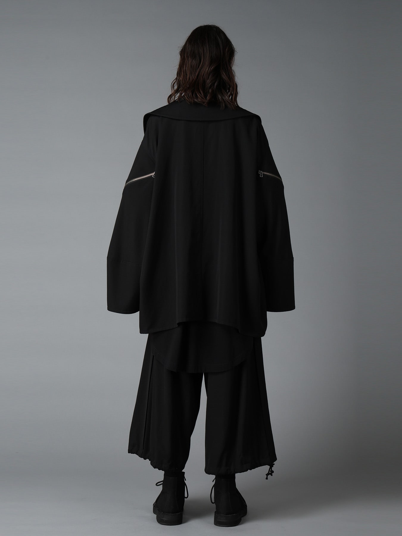 WOOL GABARDINE SHORT LENGTH BIG SLEEVE DOUBLE COAT