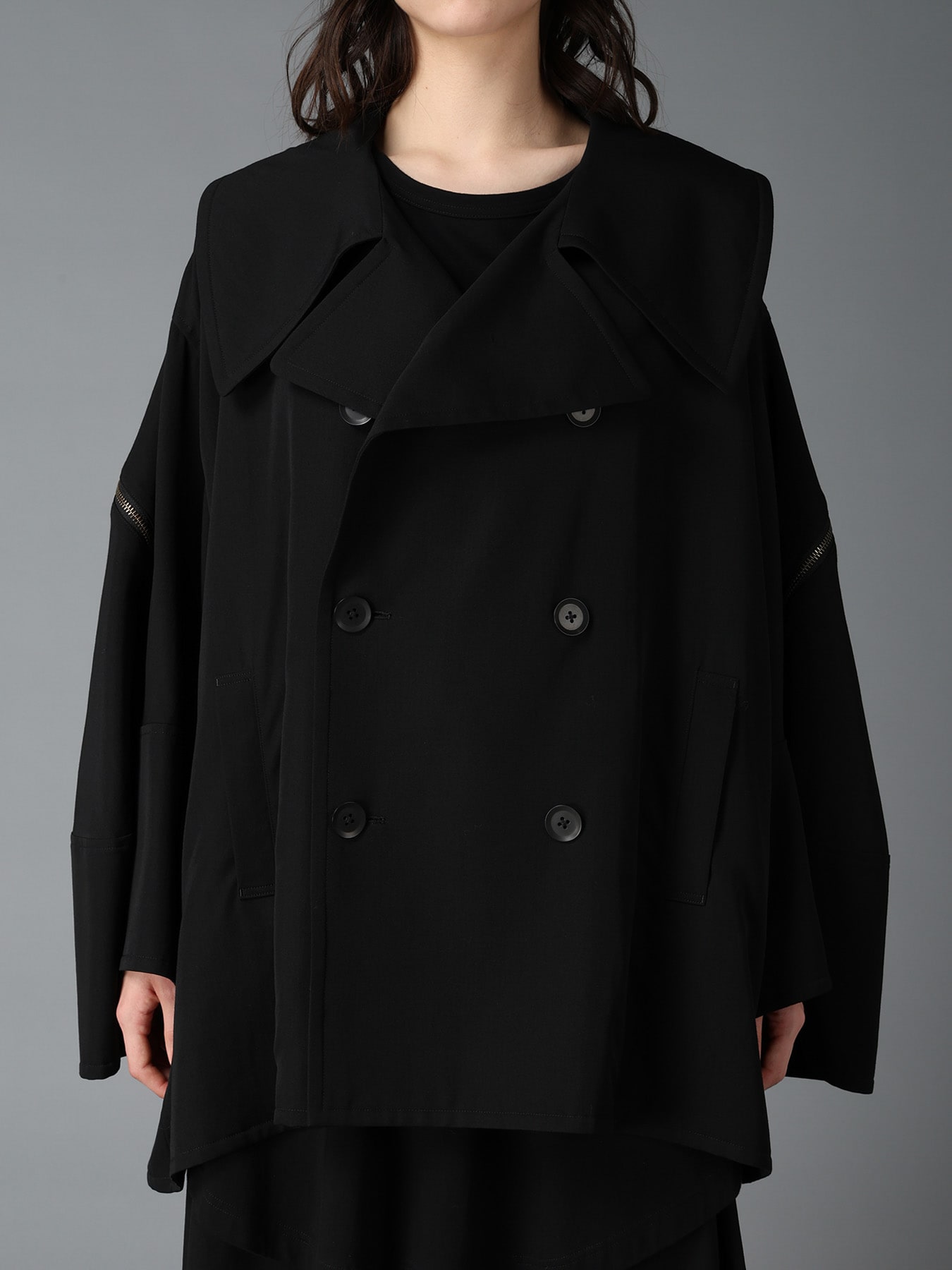 WOOL GABARDINE SHORT LENGTH BIG SLEEVE DOUBLE COAT