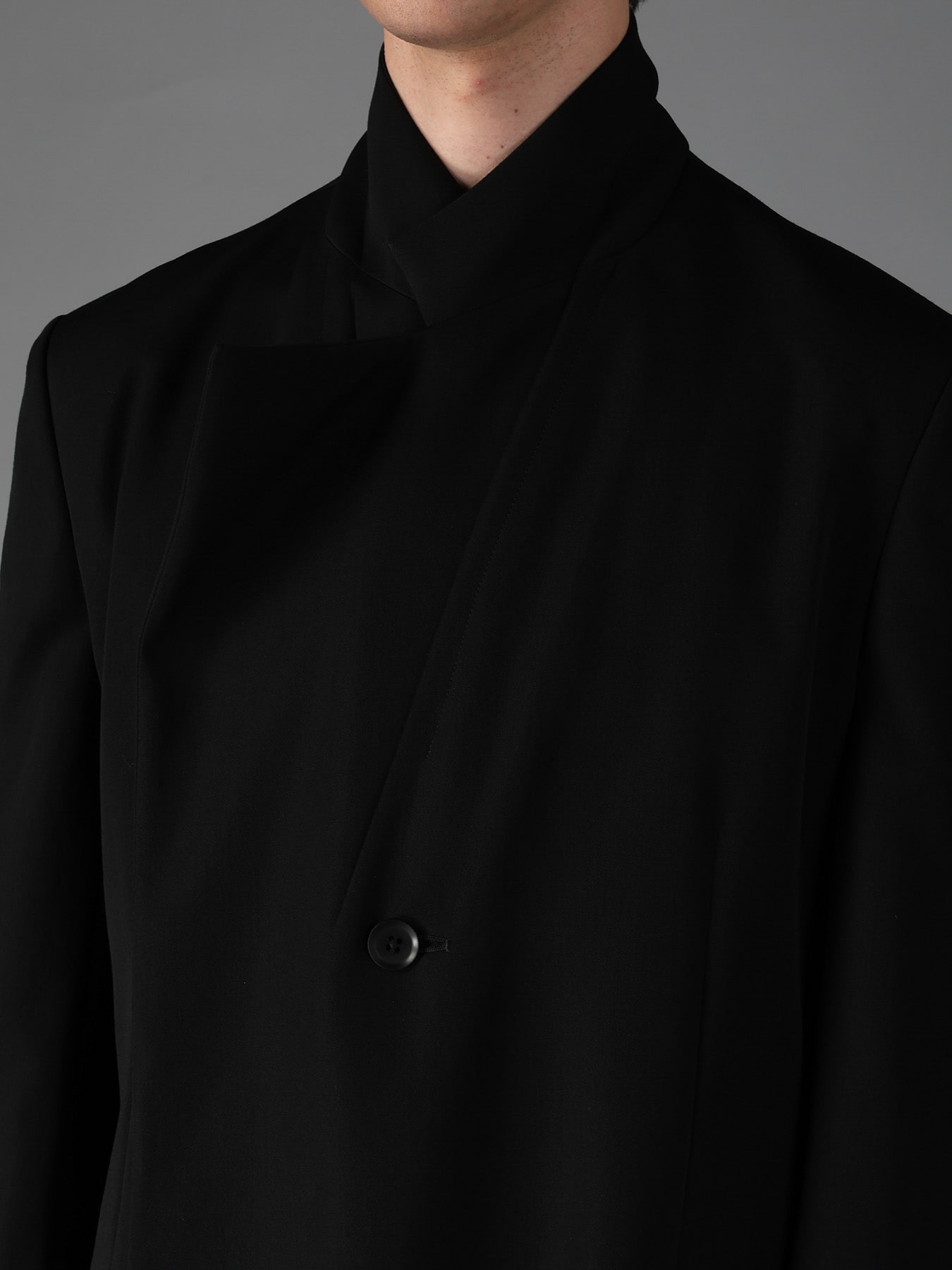 WOOL GABARDINE ASYMMETRICAL JACKET