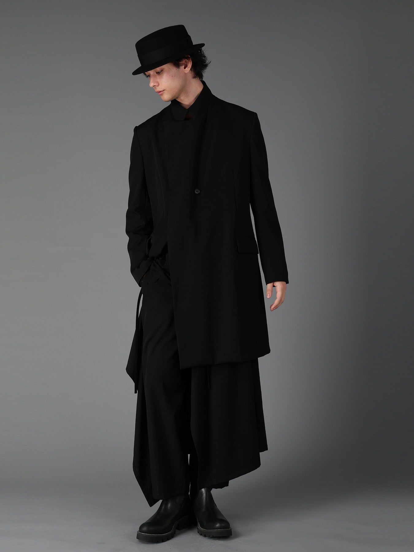 WOOL GABARDINE ASYMMETRICAL JACKET