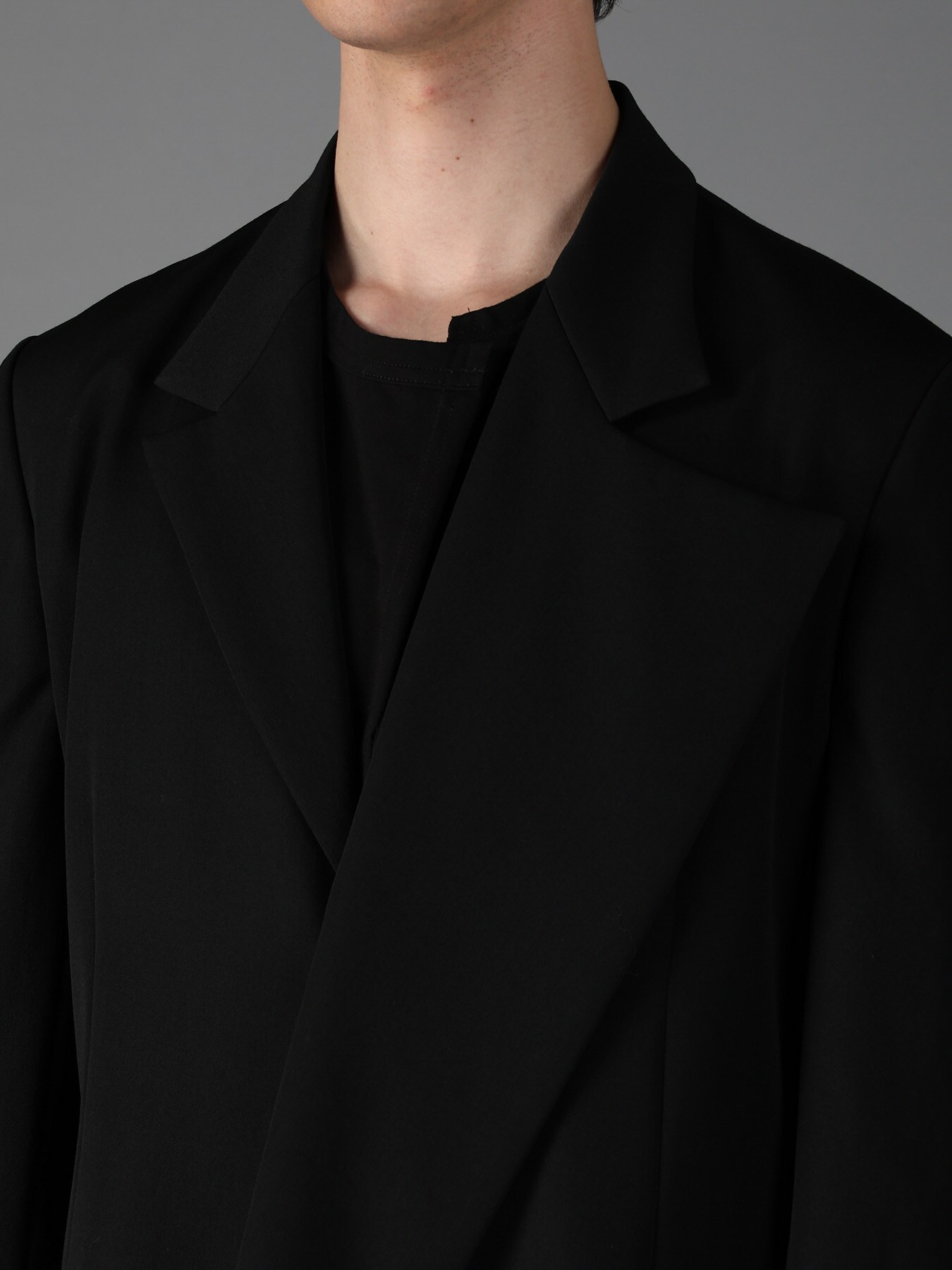WOOL GABARDINE ASYMMETRICAL JACKET