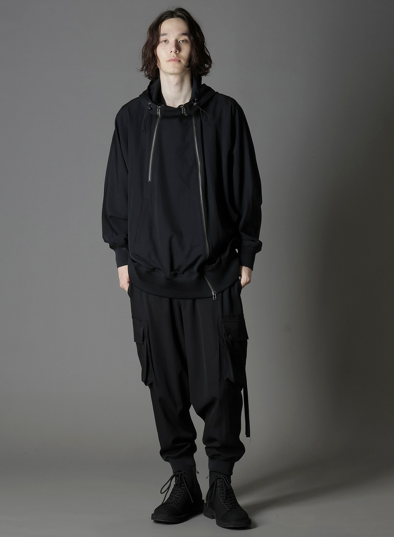 W/GABARDINE INVERTED V HOODIE SLIM