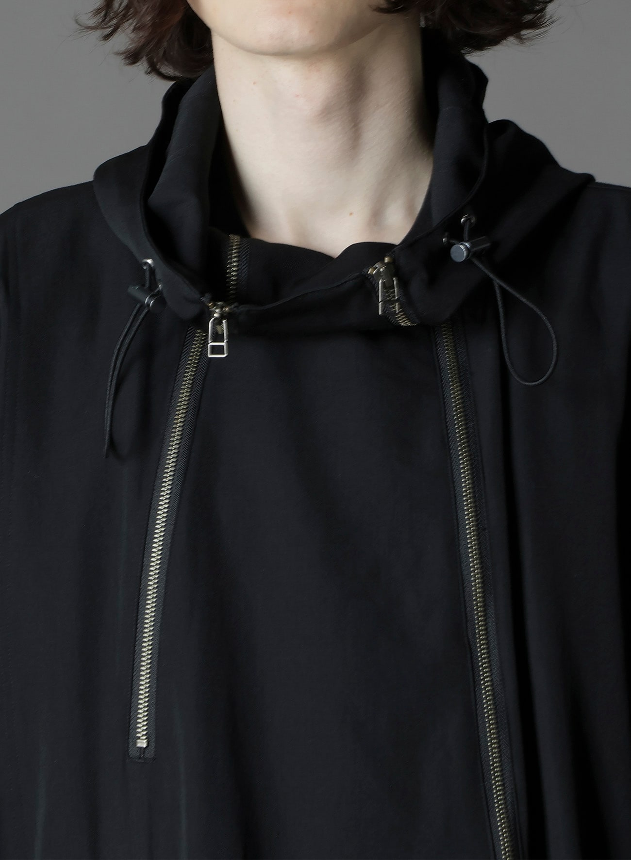 W/GABARDINE INVERTED V HOODIE SLIM