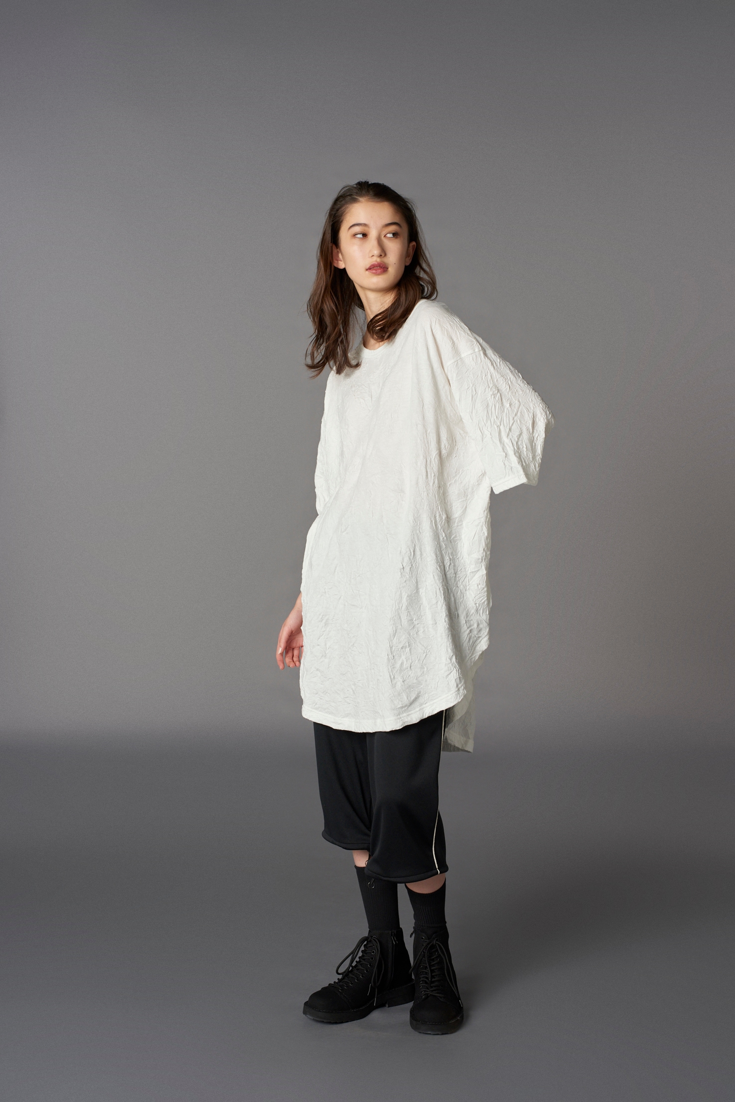 CATCH WASHER HEM ROUND JUMBO T-SHIRT SHORT SLEEVES