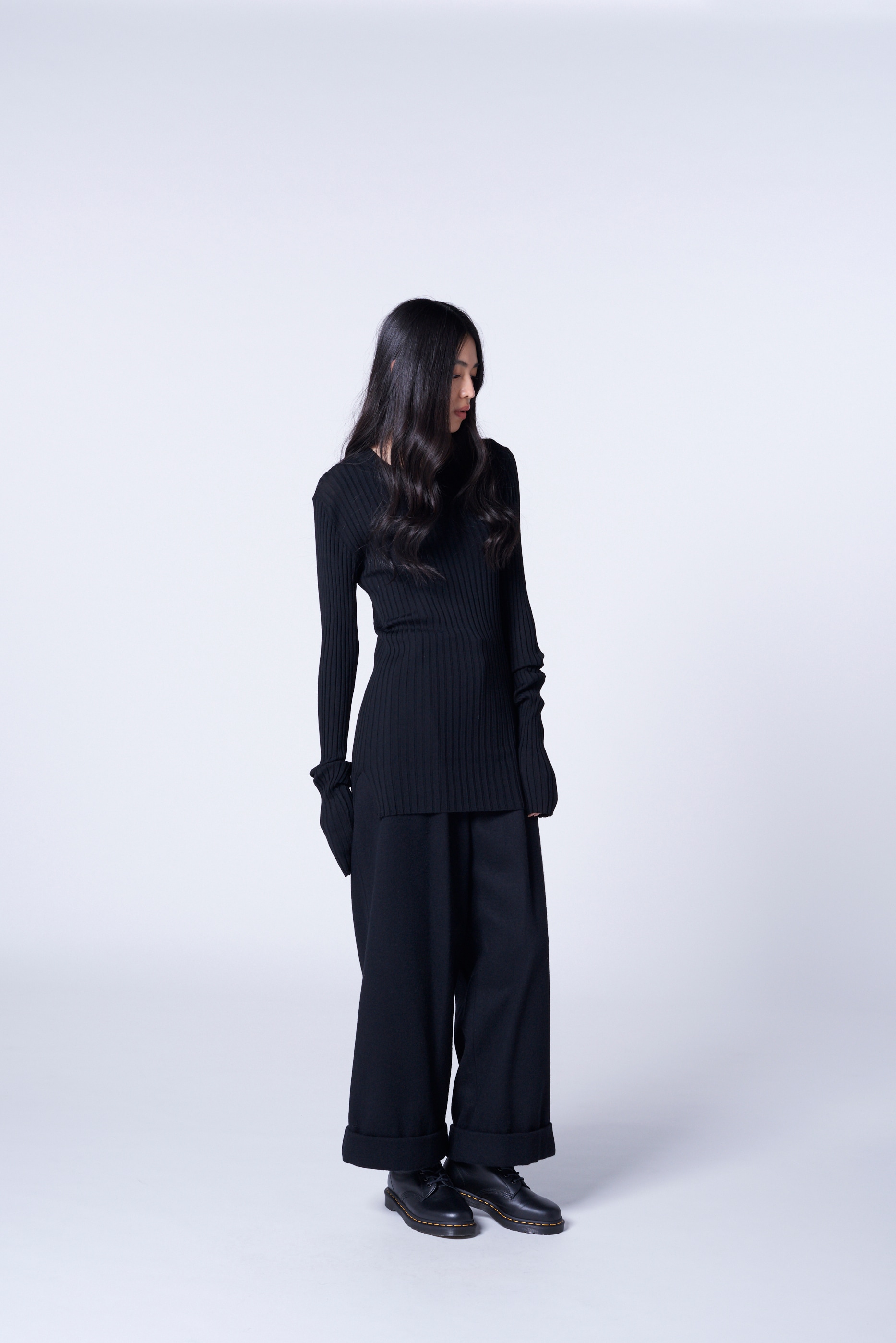 WOOL CREW NECK RIB KNIT