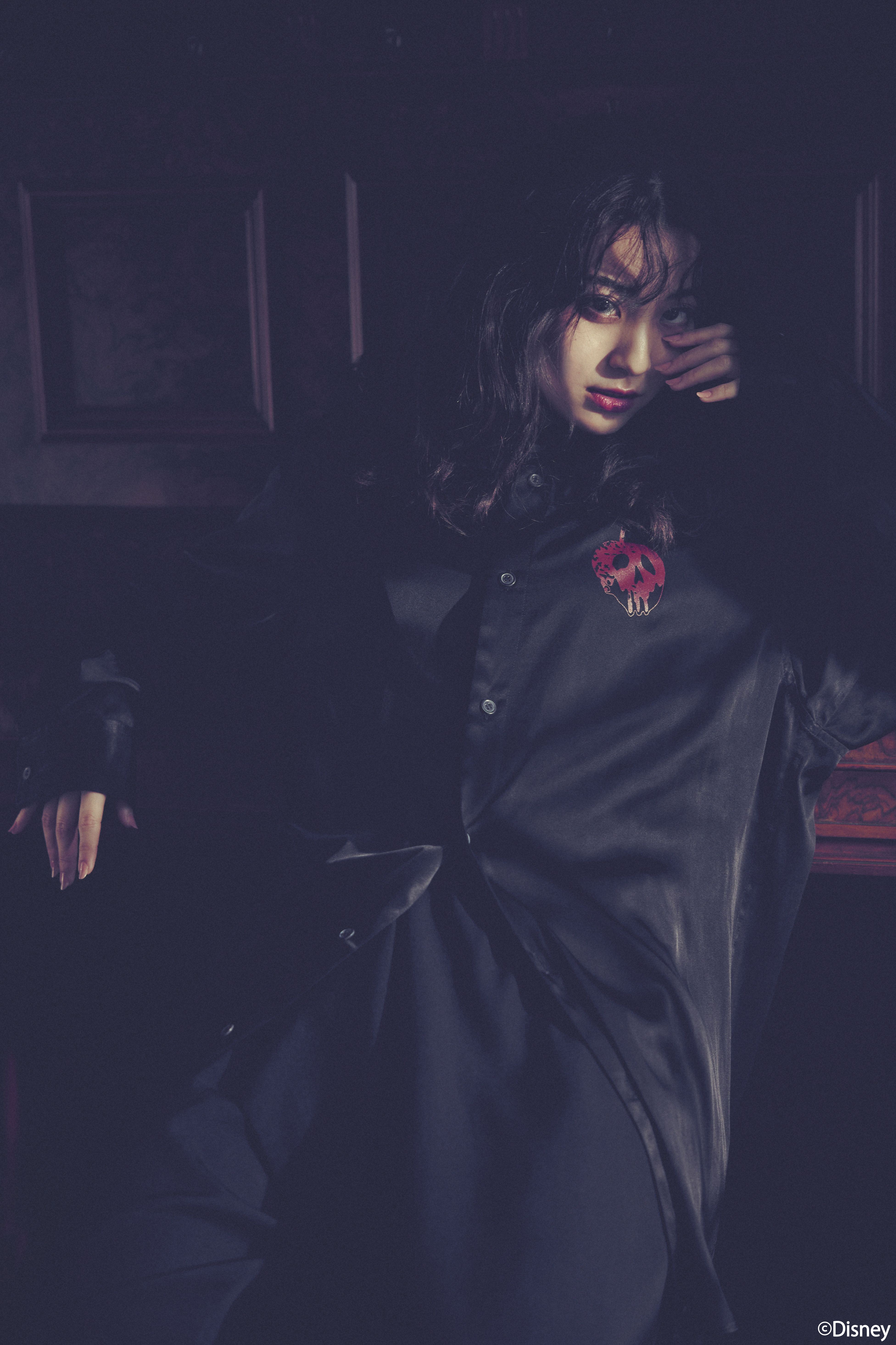 【5/3 12:00 Release】Ground Y/Snow White Collection[SNOW WHITE & APPLE OPAL FINISHING BLOUSE]