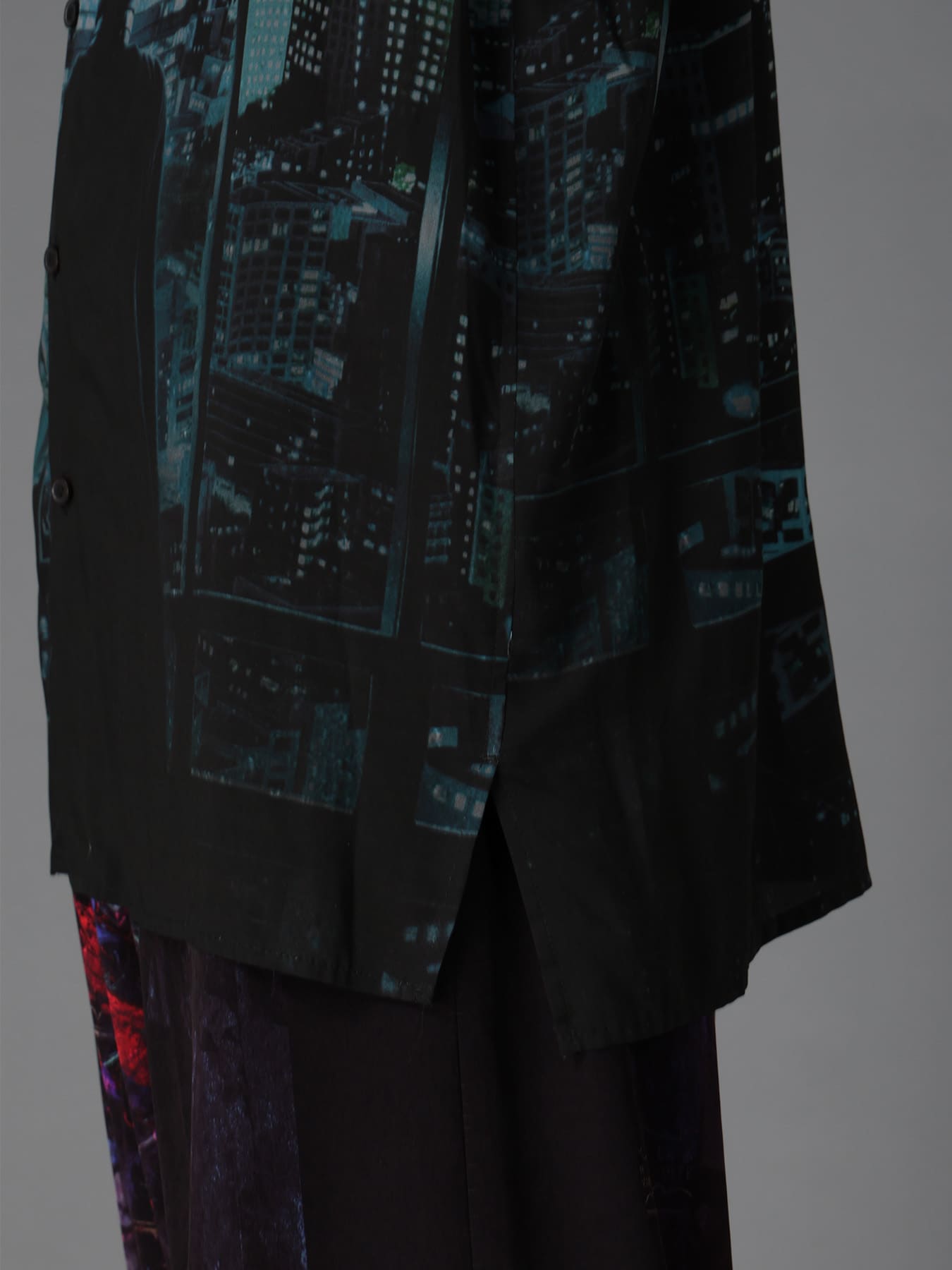 DC SUPER-VILLAINS ”BATMAN” RAYON PRINT SHIRT