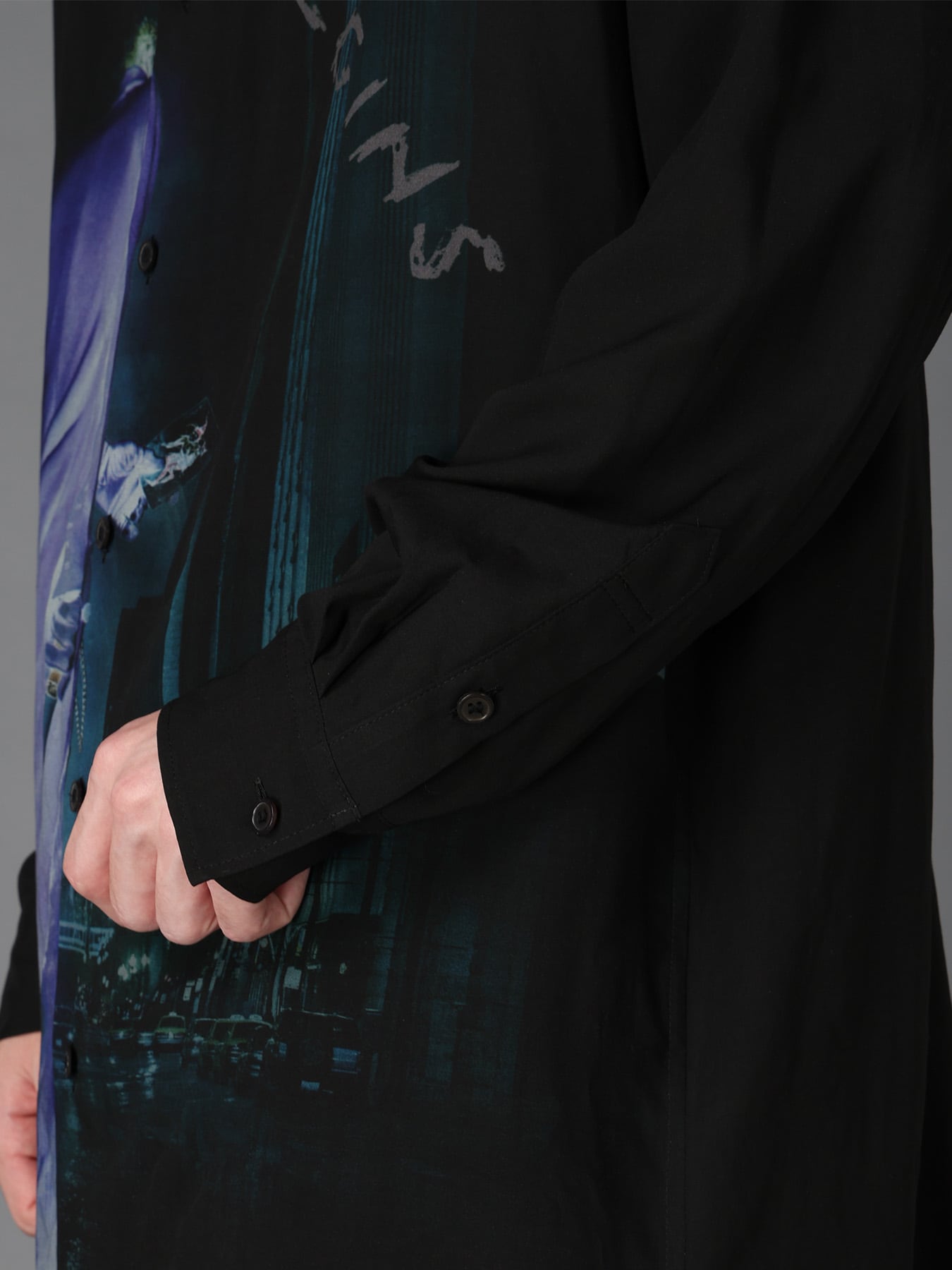 DC SUPER-VILLAINS ”THE JOKER” RAYON PRINT SHIRT