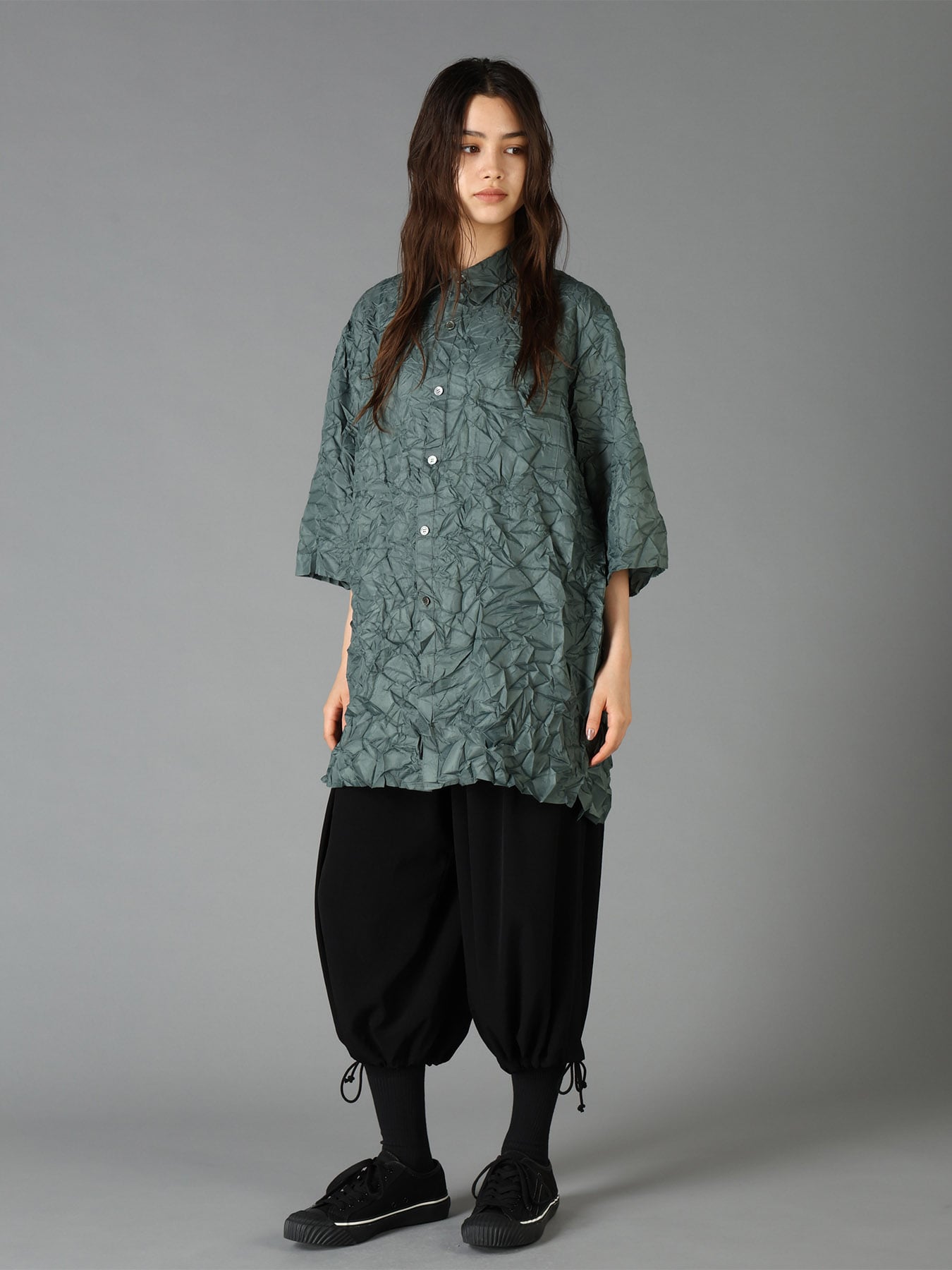 POLYESTER TAFFETA SIDE GATHER SHIRT
