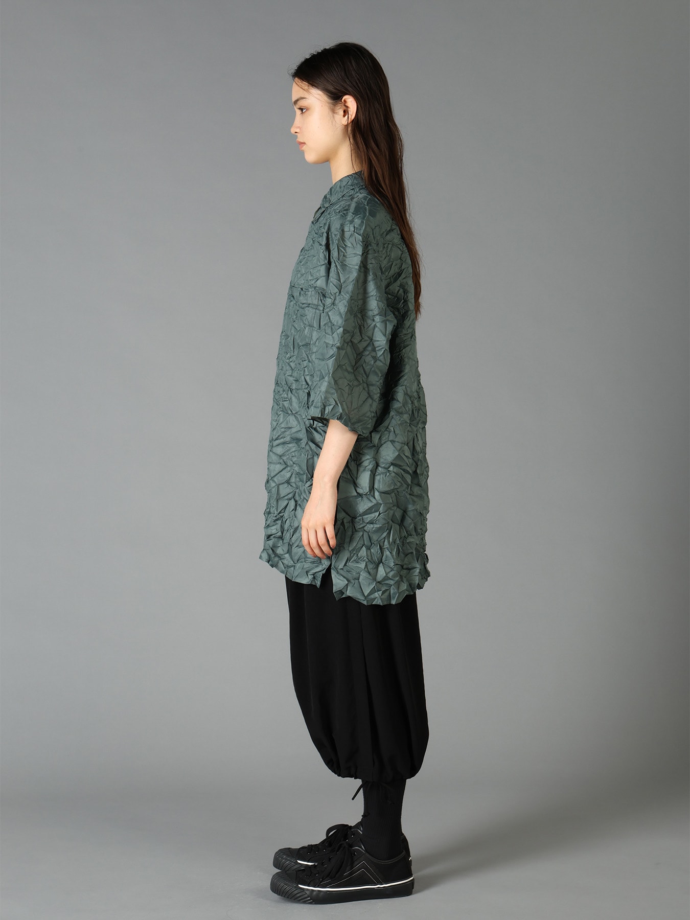 POLYESTER TAFFETA SIDE GATHER SHIRT