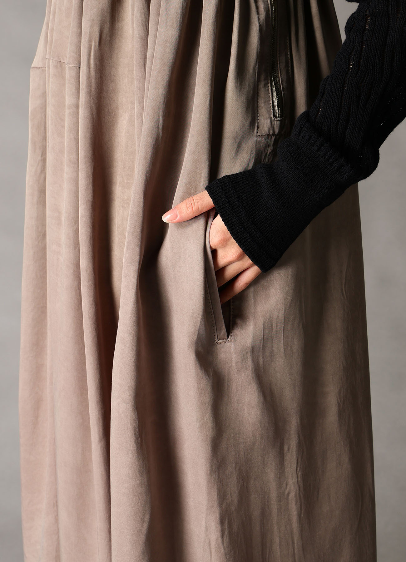 CUPRO FIBRIL TWILL SUSPENDER DRESS