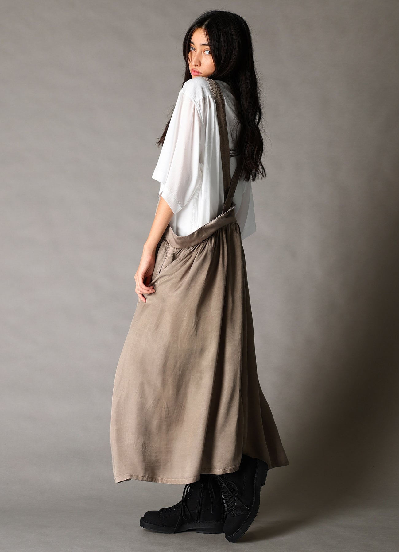 CUPRO FIBRIL TWILL SUSPENDER SKIRT
