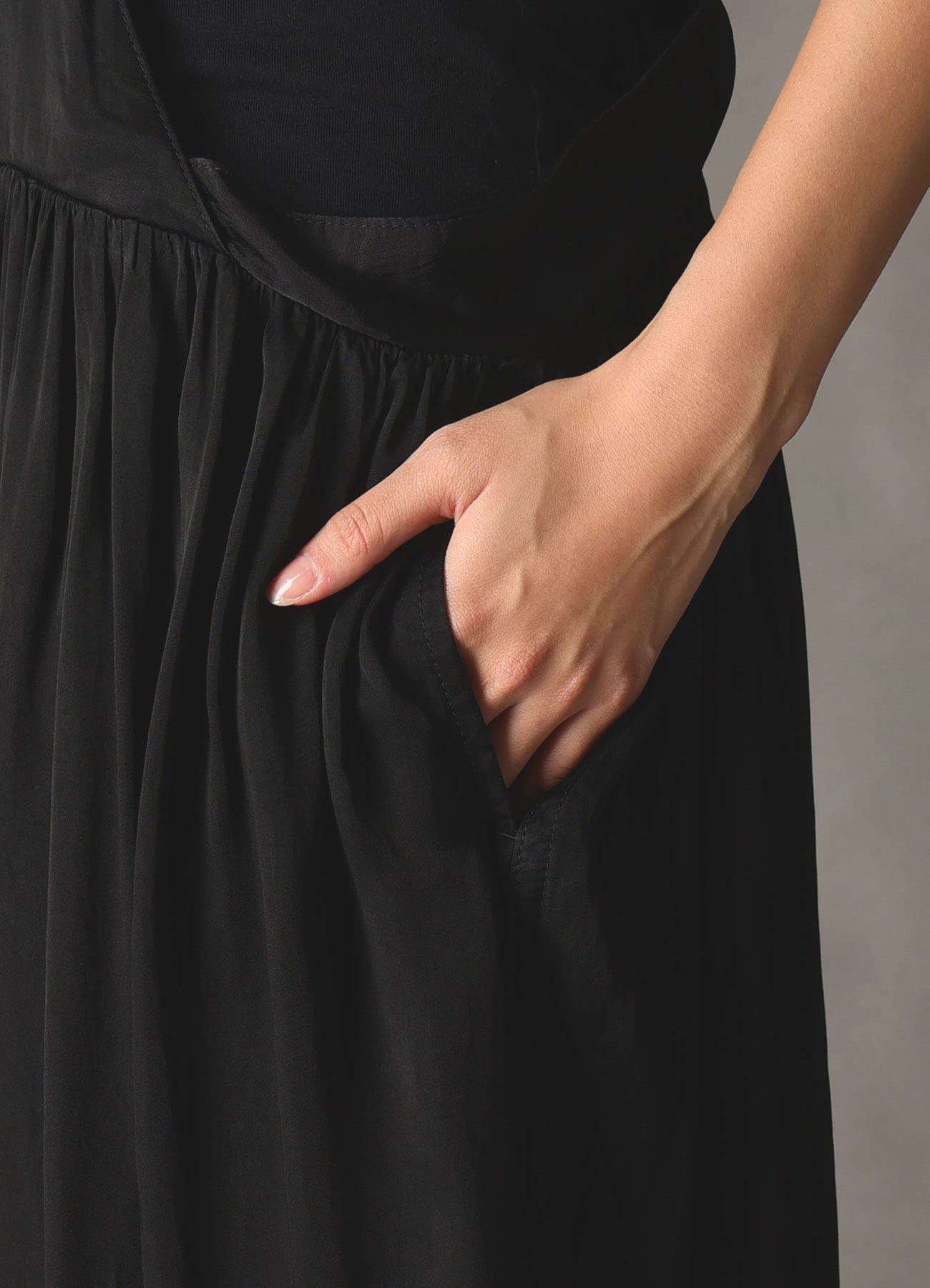 CUPRO FIBRIL TWILL SUSPENDER SKIRT