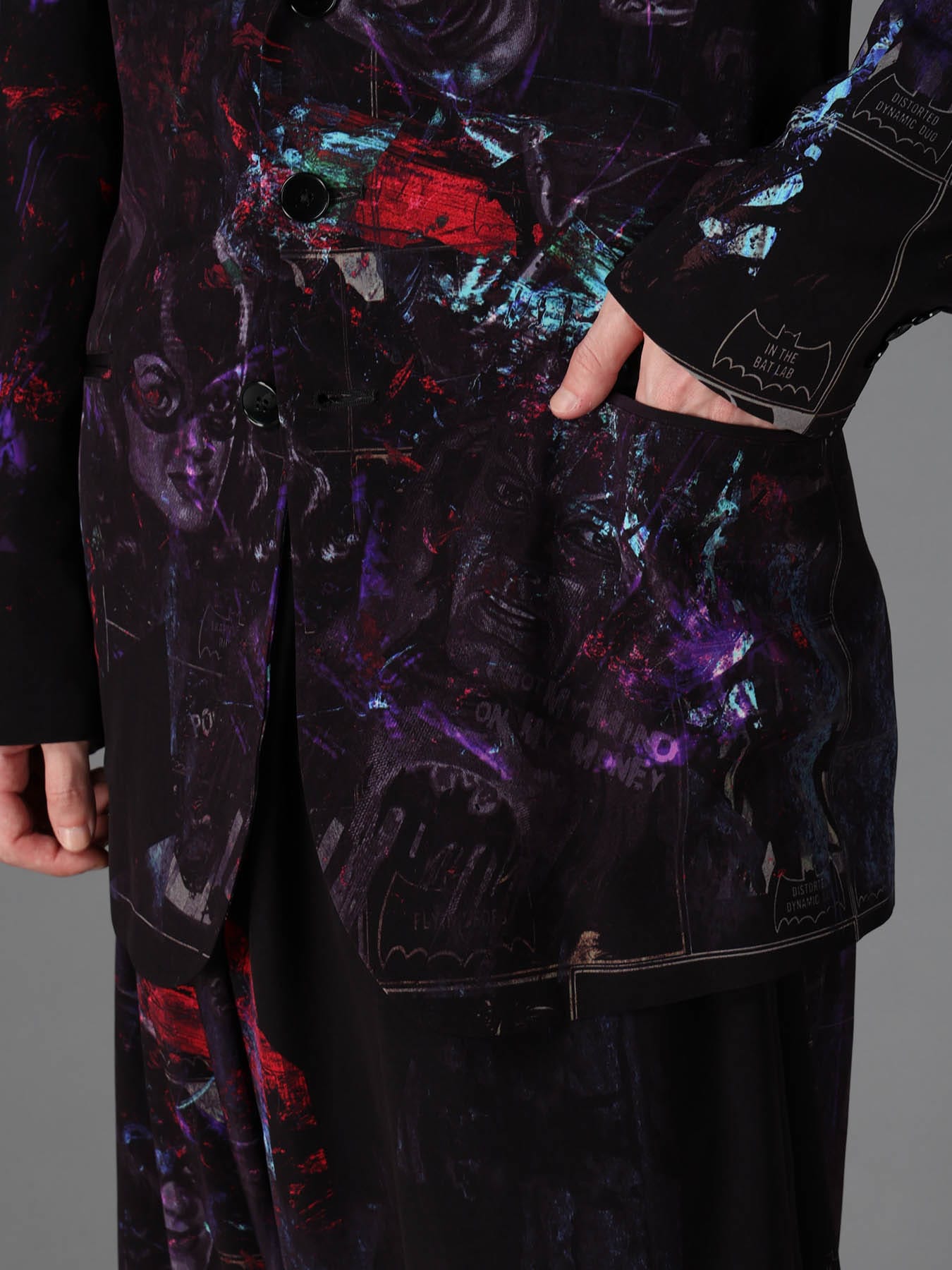 DC SUPER-VILLAINS PRINT JACKET