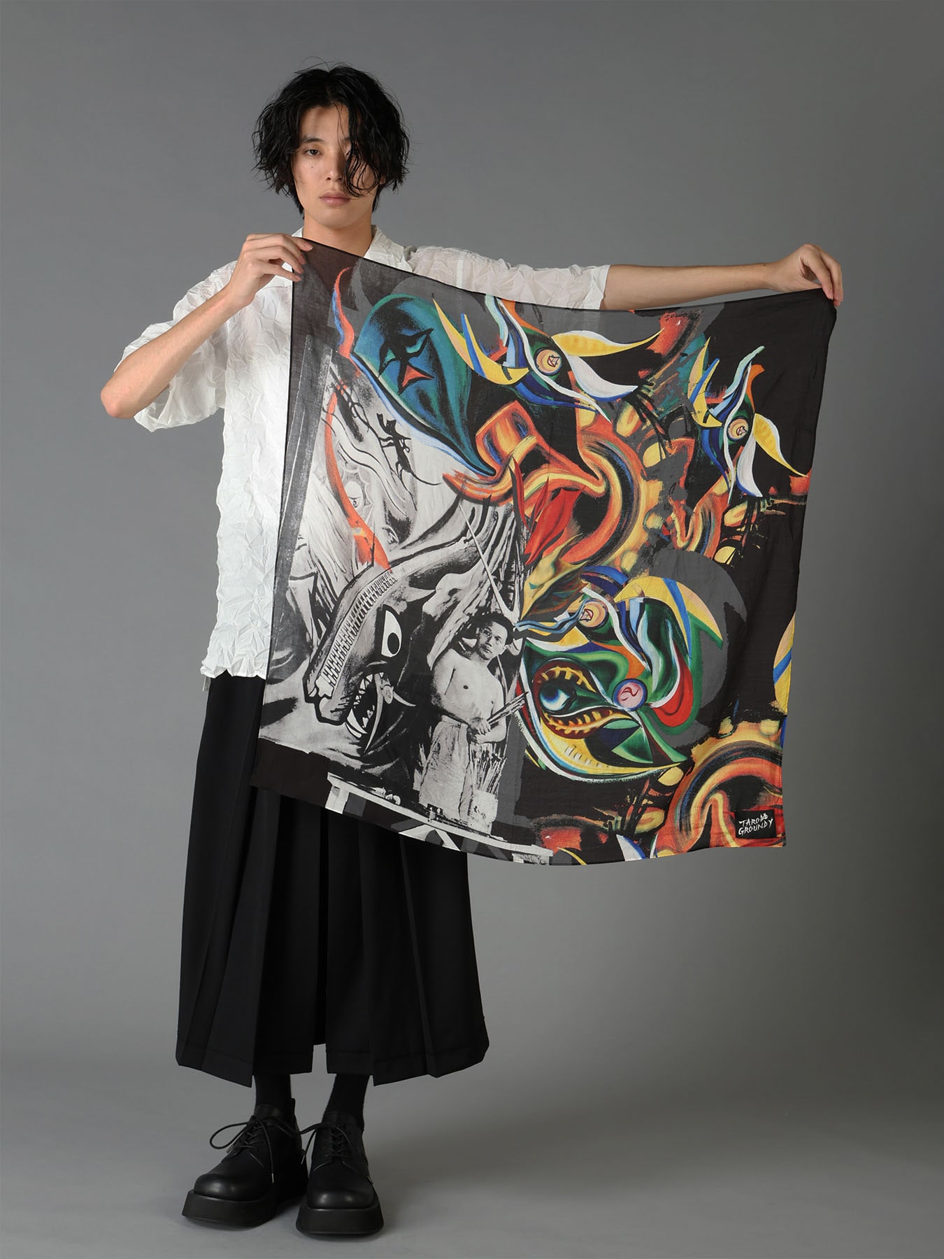 Ground Y×Taro Okamoto Graphic-print scarf Collage Type:C
