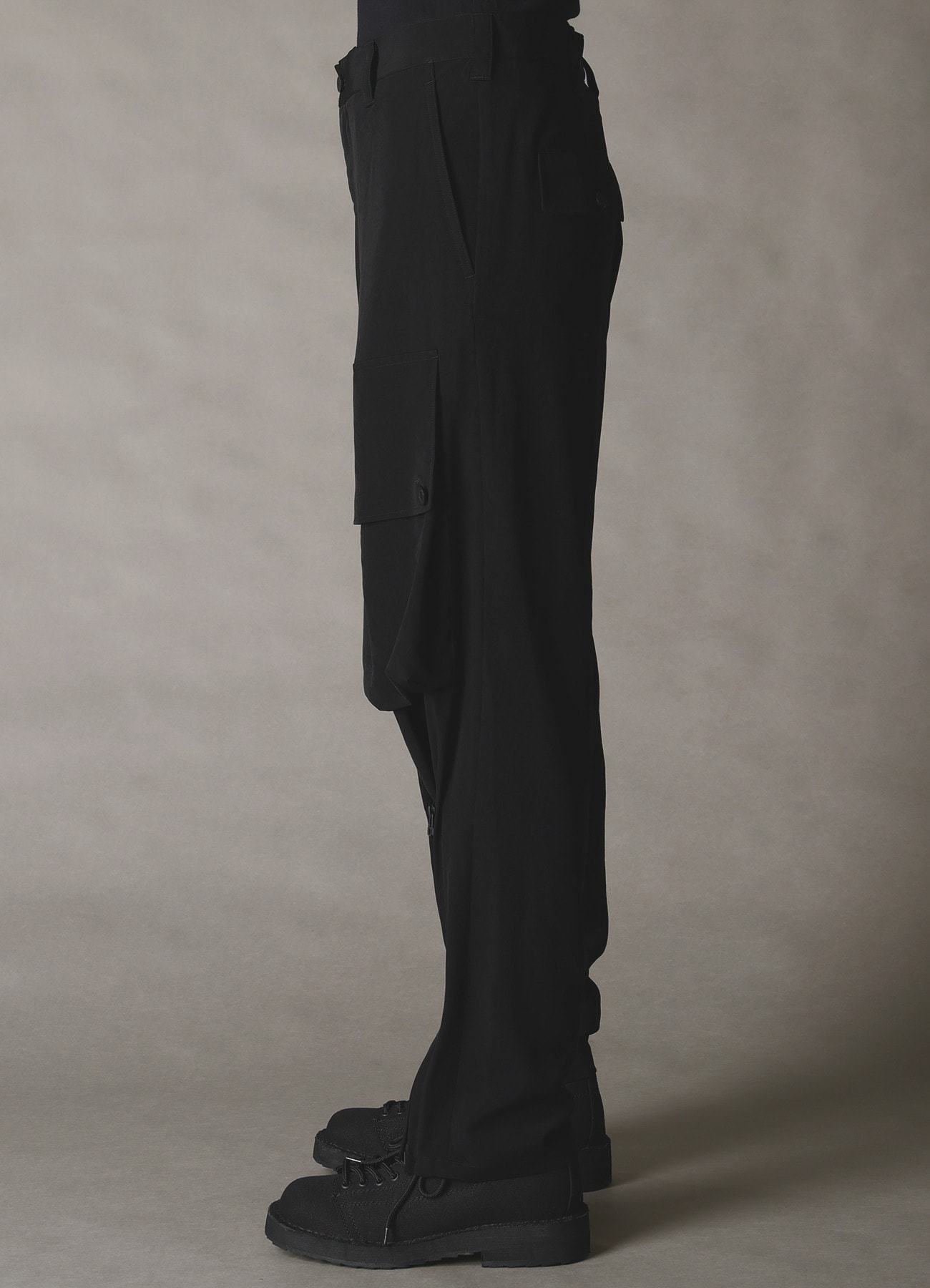CREPE de CHINE ZIPPER JODHPURS CARGO PANTS(FREE SIZE Black