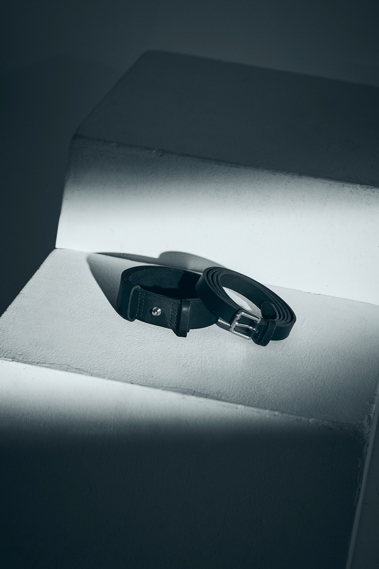 COW LEATHER PIN BELT