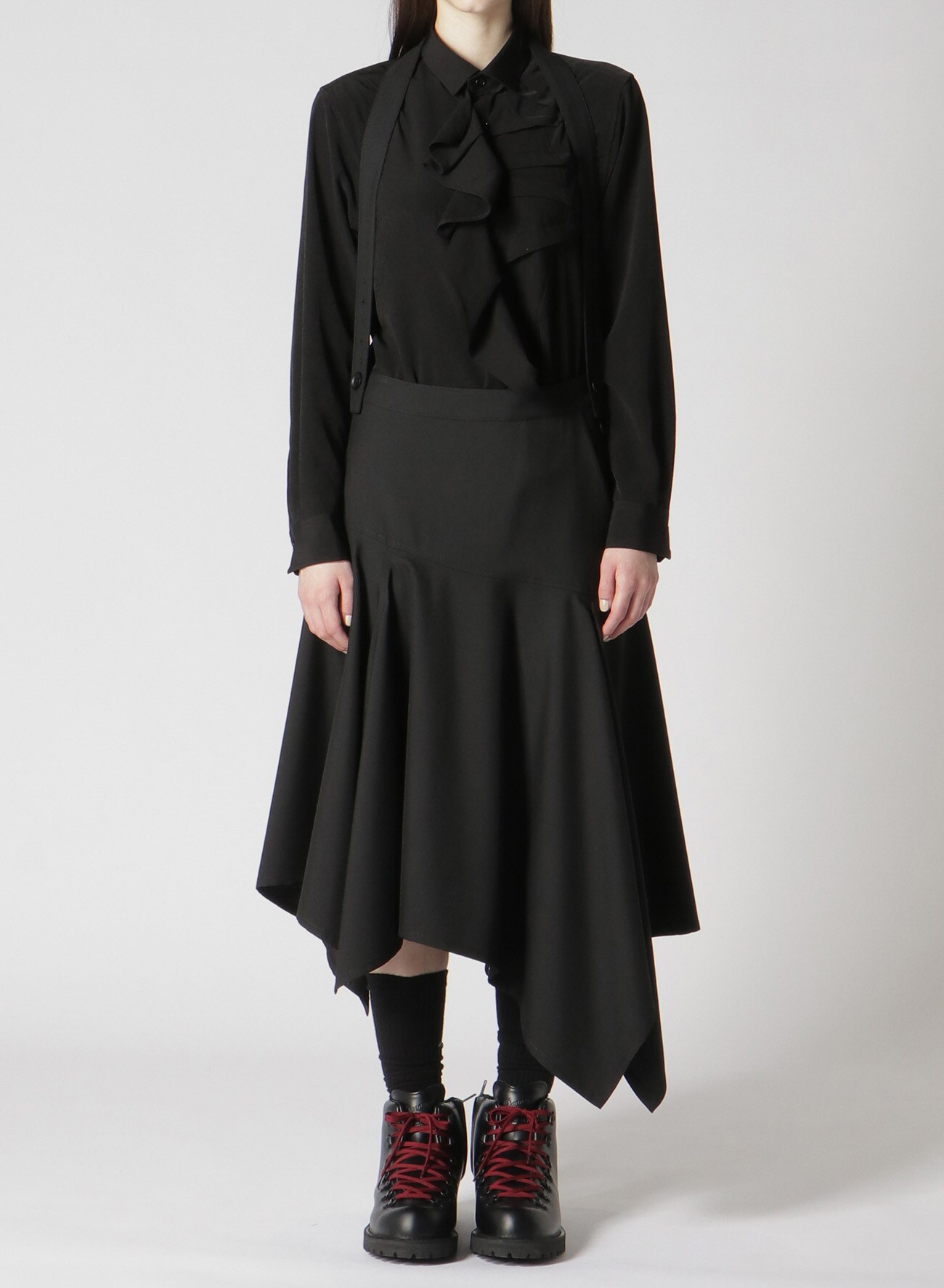 WOOL/POLYESTER GABARDINE JAGGED HEM SKIRT(FREE SIZE BLACK): Ground