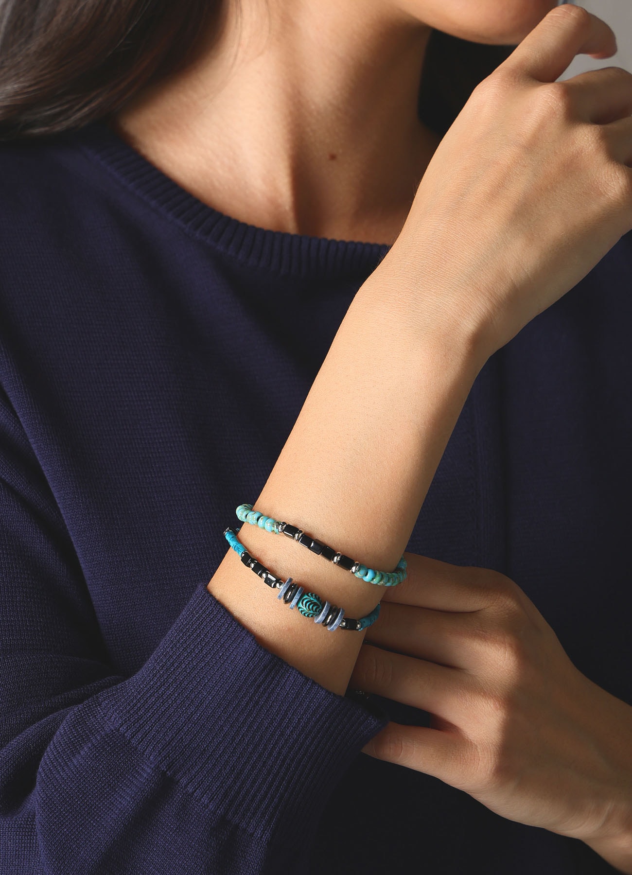 GLASS & BRASS BEAD BRACELET A