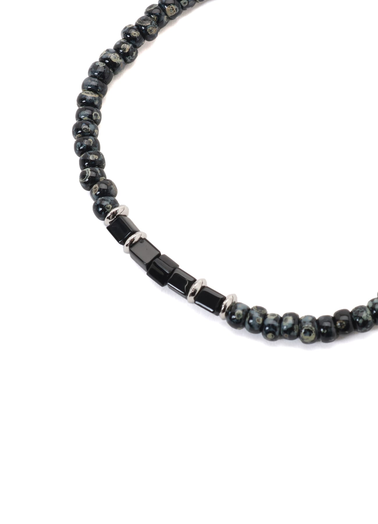 GLASS & BRASS BEAD BRACELET B