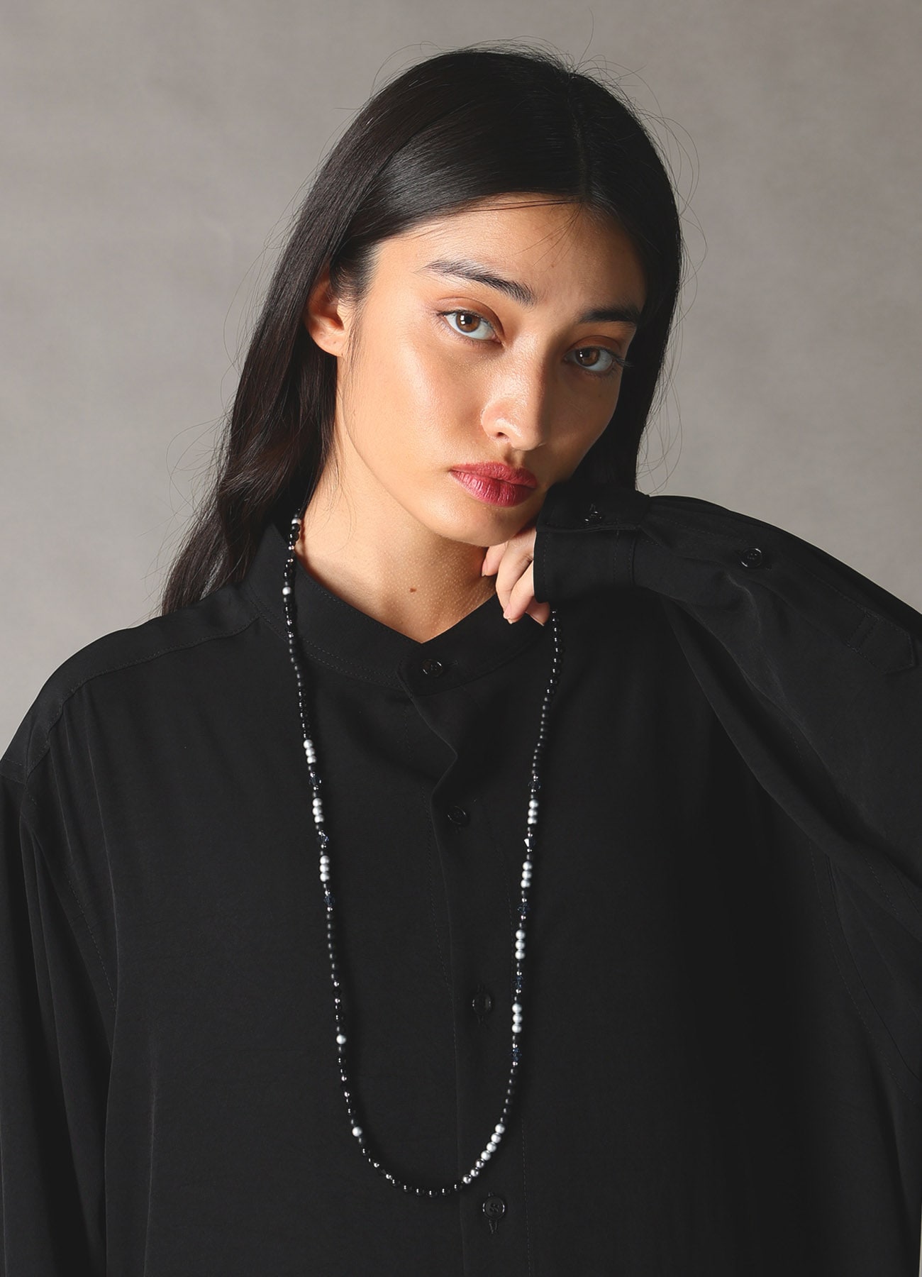 GLASS & PEARL BEAD NECKLACE