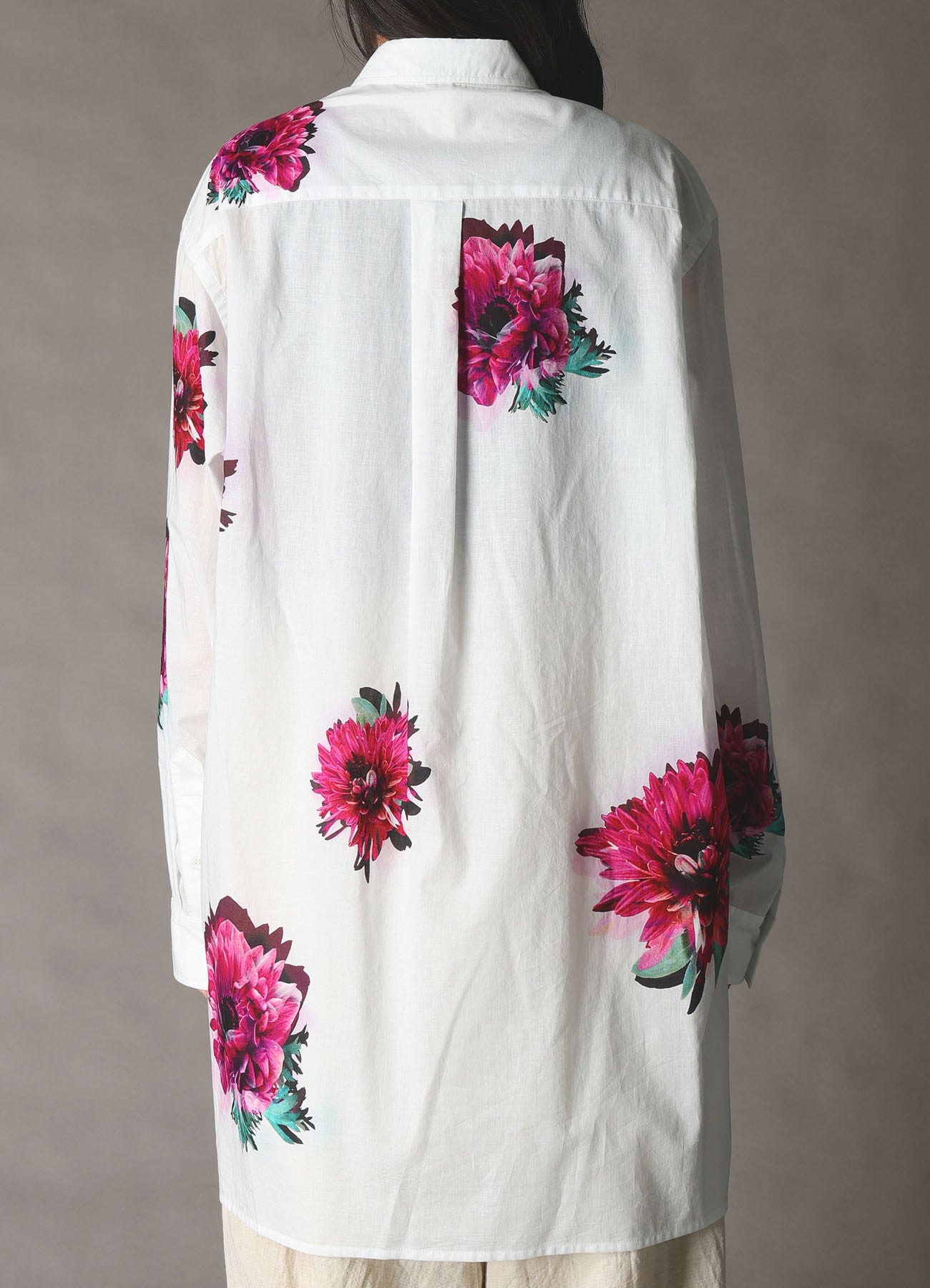 60 LAWN PINK FLOWER LONG SHIRT