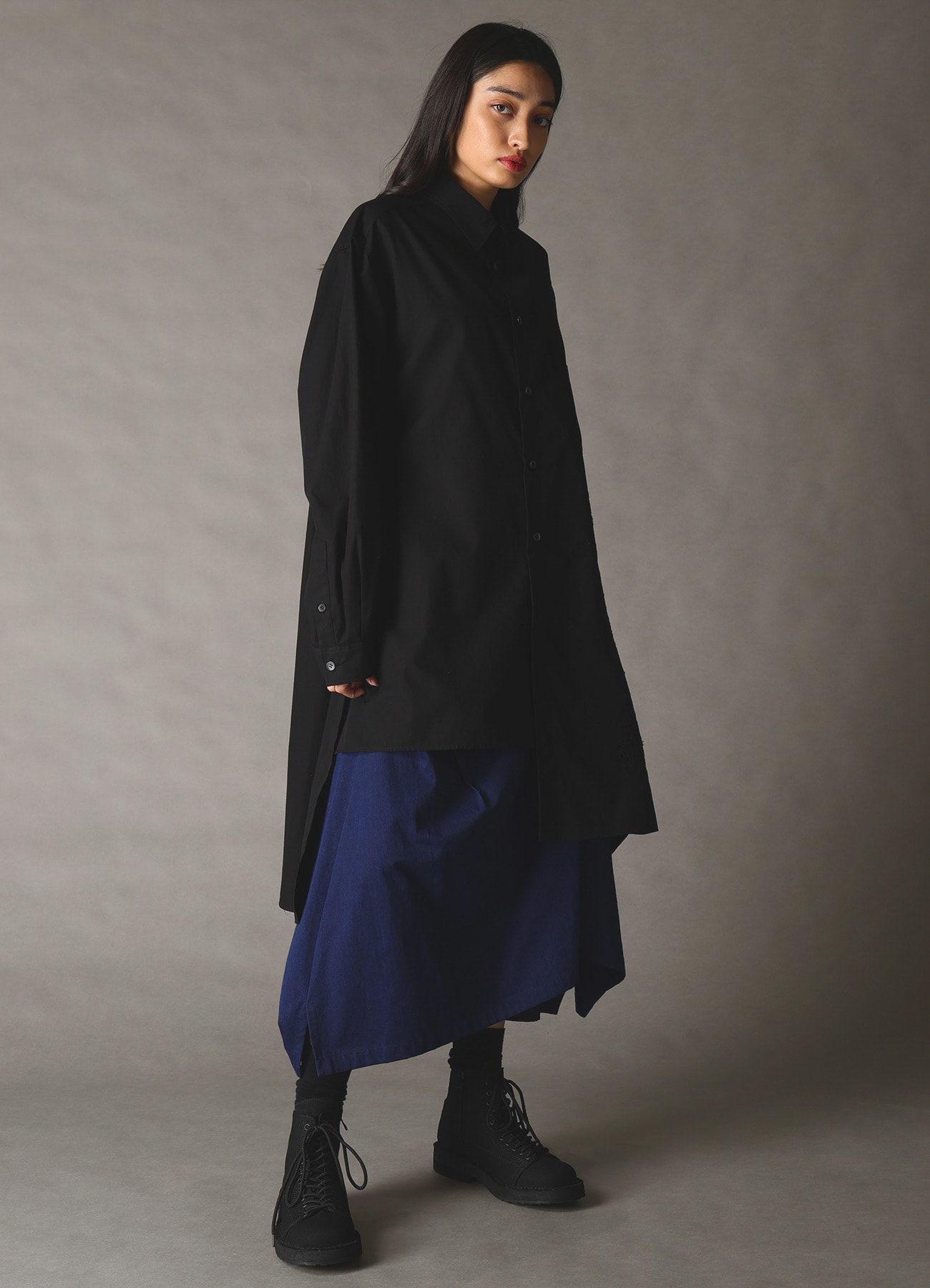 COTTON BROAD BRODERIE LACE SHIRT WITH LEFT DRAPE