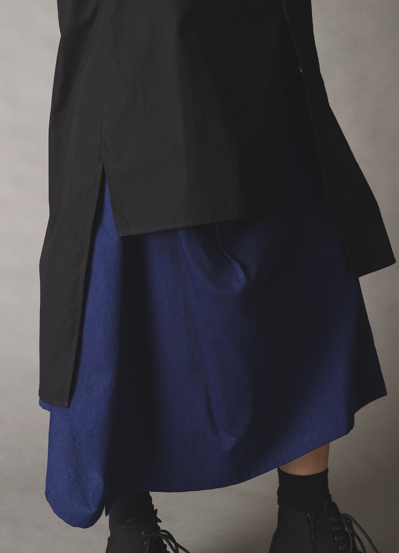 COTTON BROAD BRODERIE LACE SHIRT WITH LEFT DRAPE