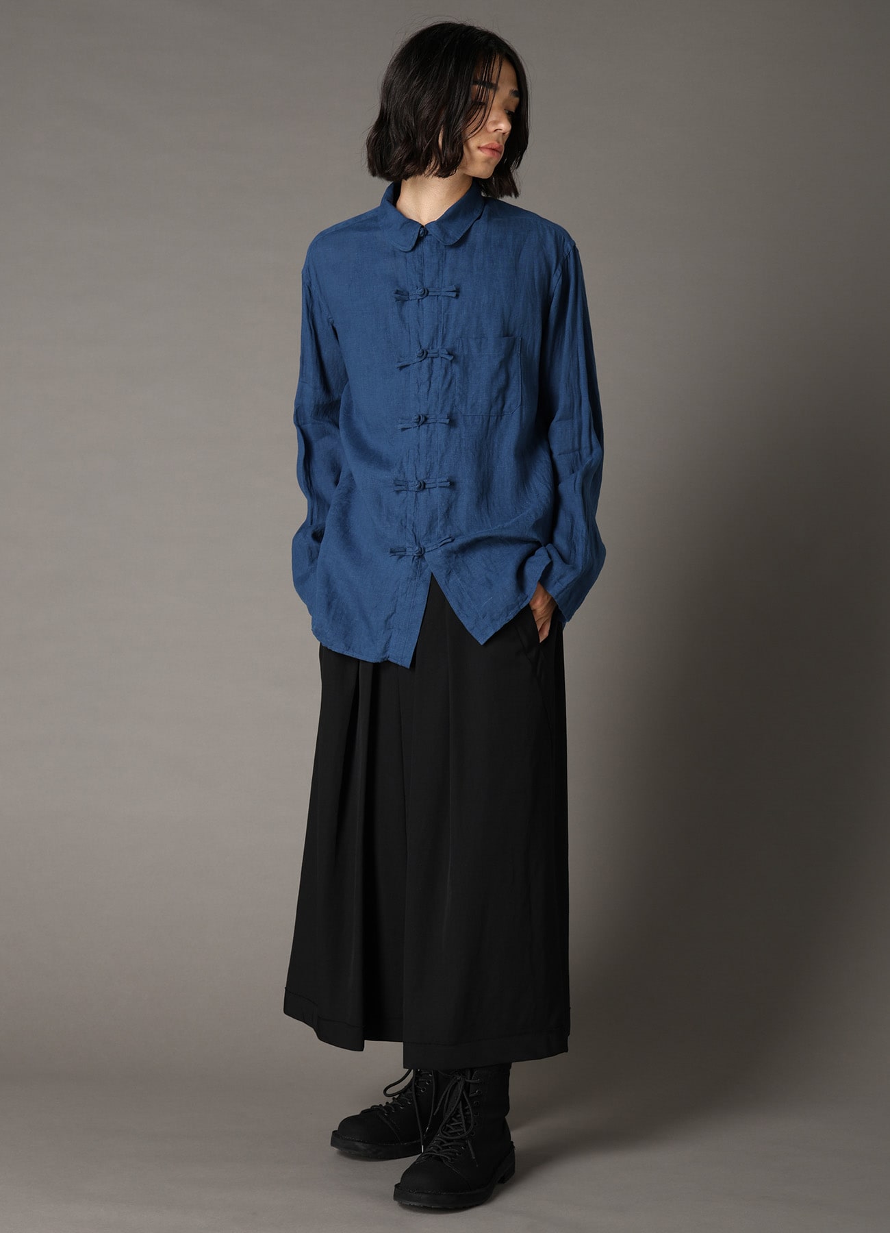 WASHED LINEN CANVAS SHAKA BUTTON SHIRT