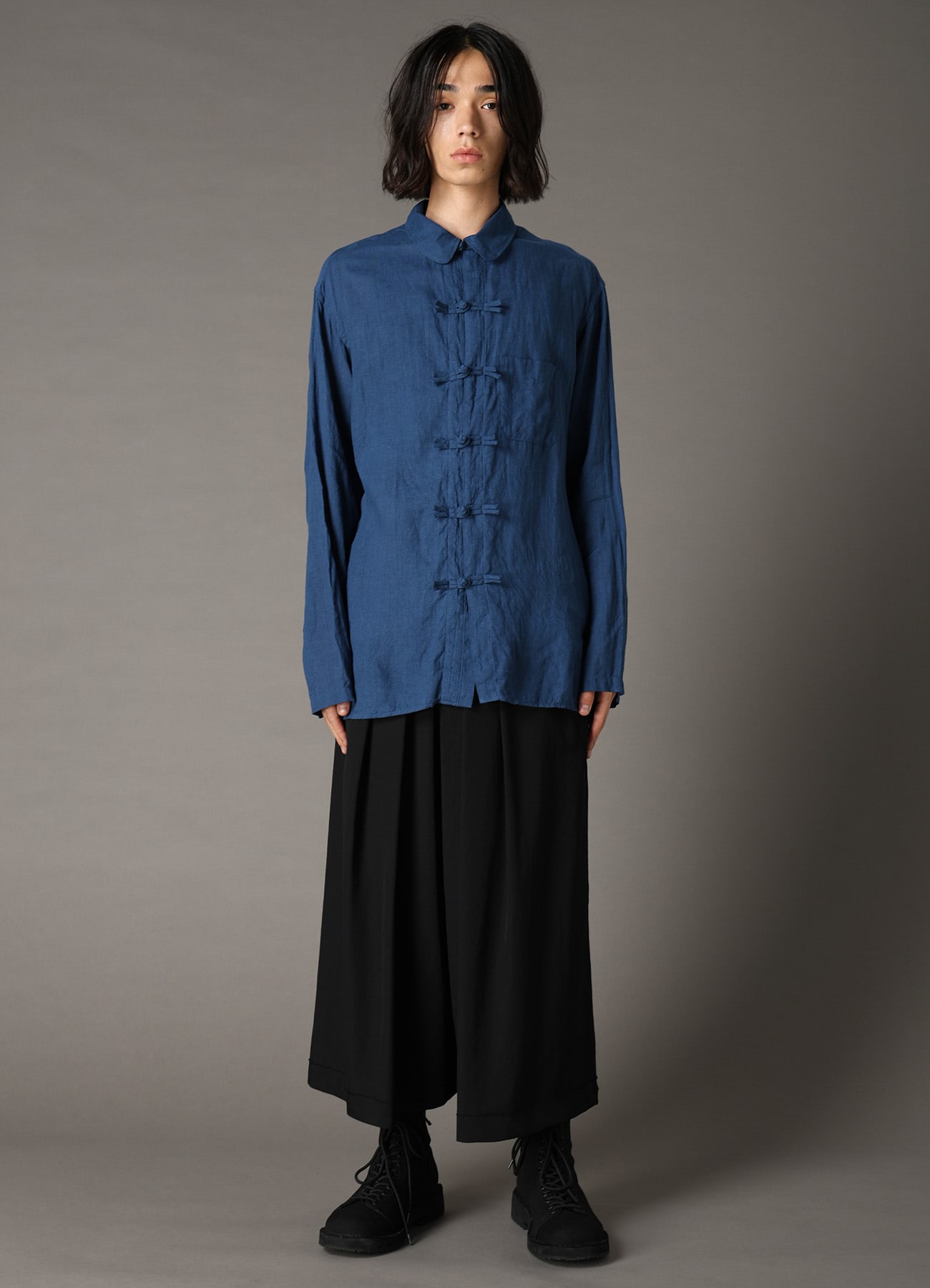 WASHED LINEN CANVAS SHAKA BUTTON SHIRT