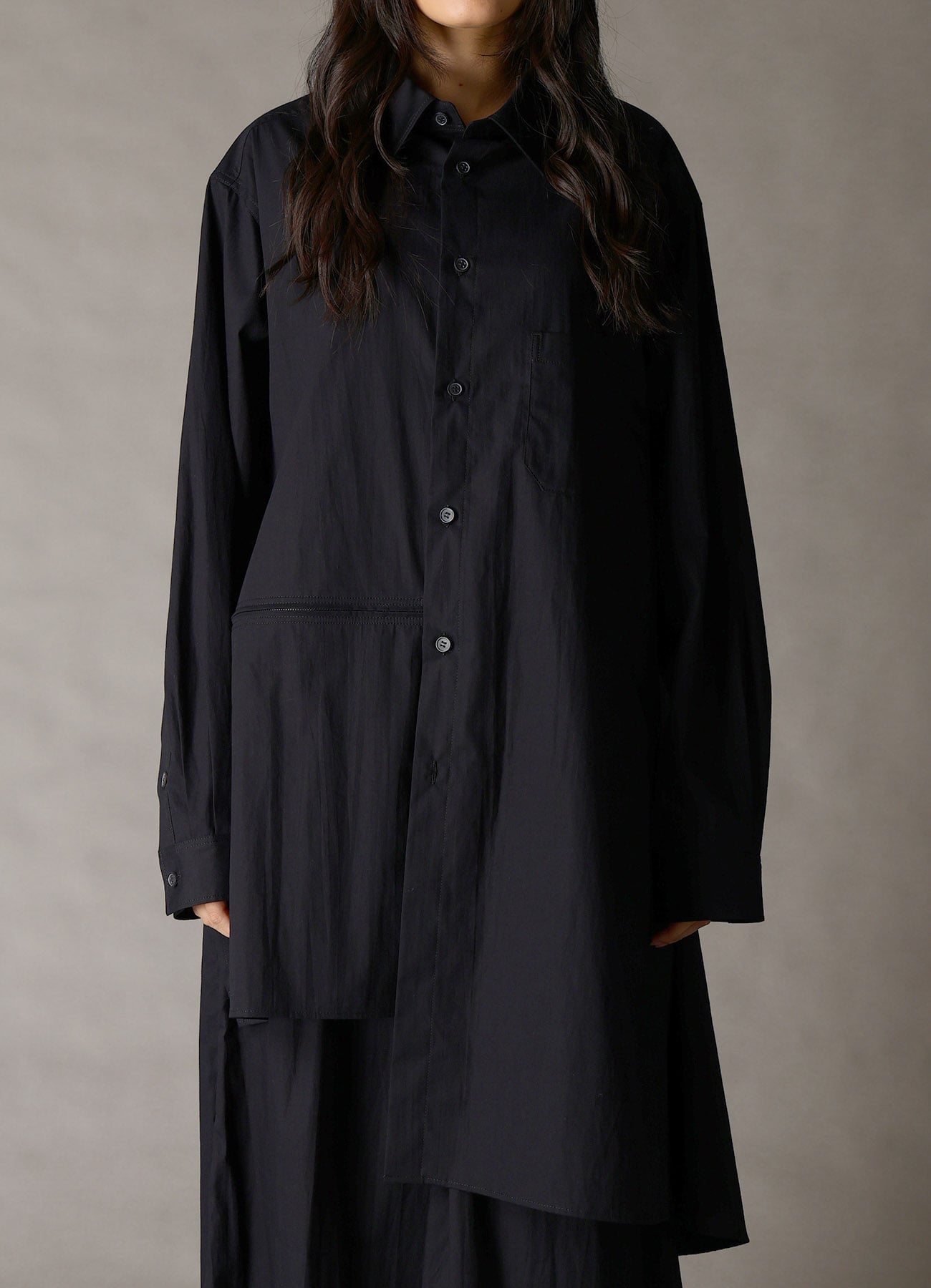 LEFT DRAPE BROAD SHIRT