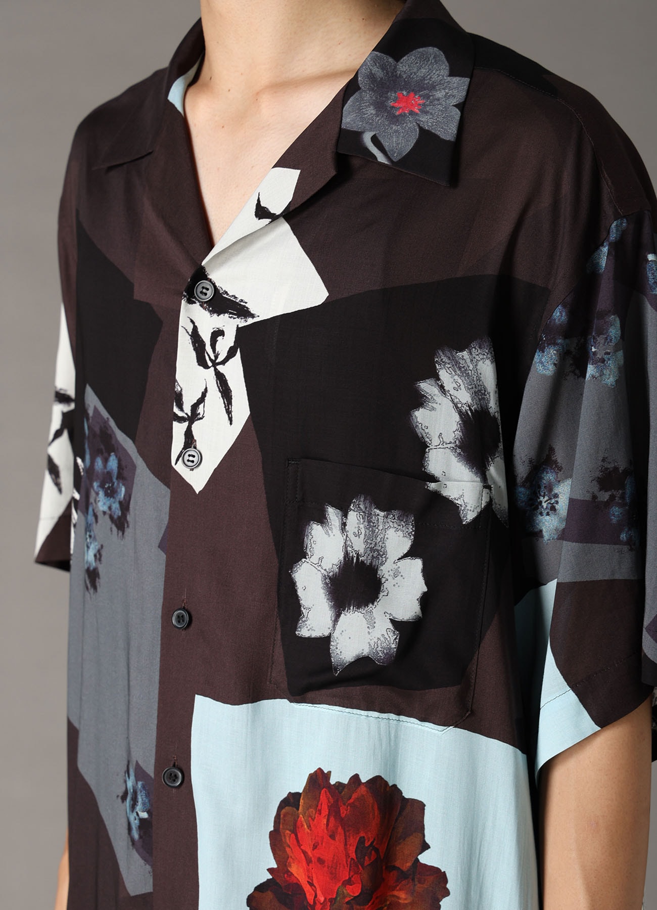 FLORAL PATCHWORK PRINT OPEN-COLLAR SHIRT BROWN