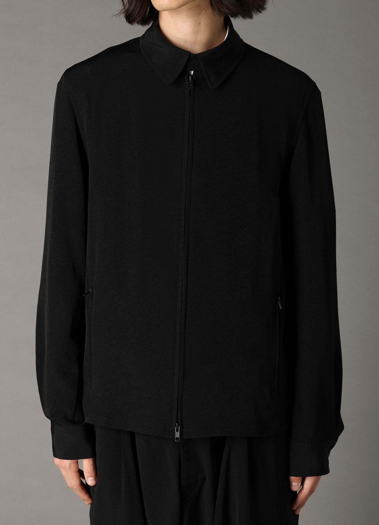 CREPE de CHINE ZIPPER SLIM FIT JACKET