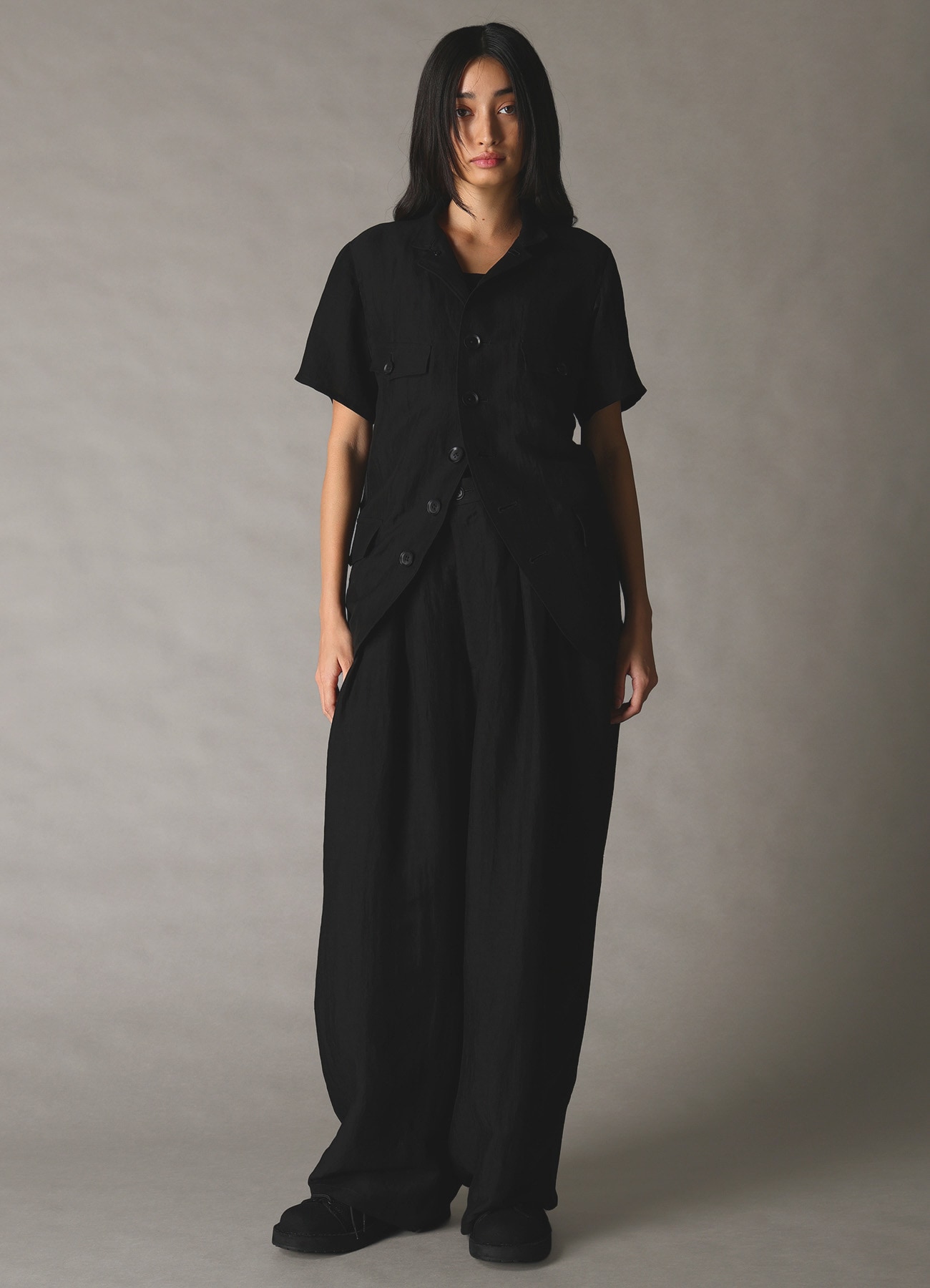 CUPRO/LINEN GABARDINE WOMEN’S SHORT SLEEVE JACKET