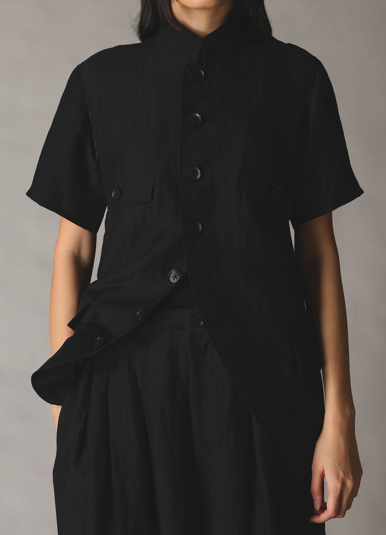 CUPRO/LINEN GABARDINE WOMEN’S SHORT SLEEVE JACKET