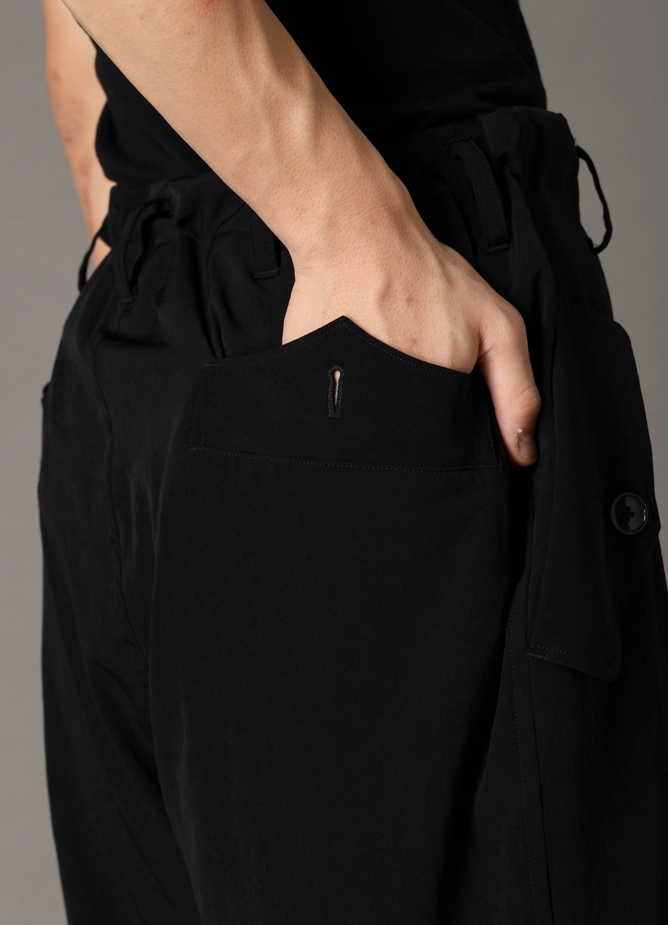 CREPE de CHINE POCKET SLIM PANTS