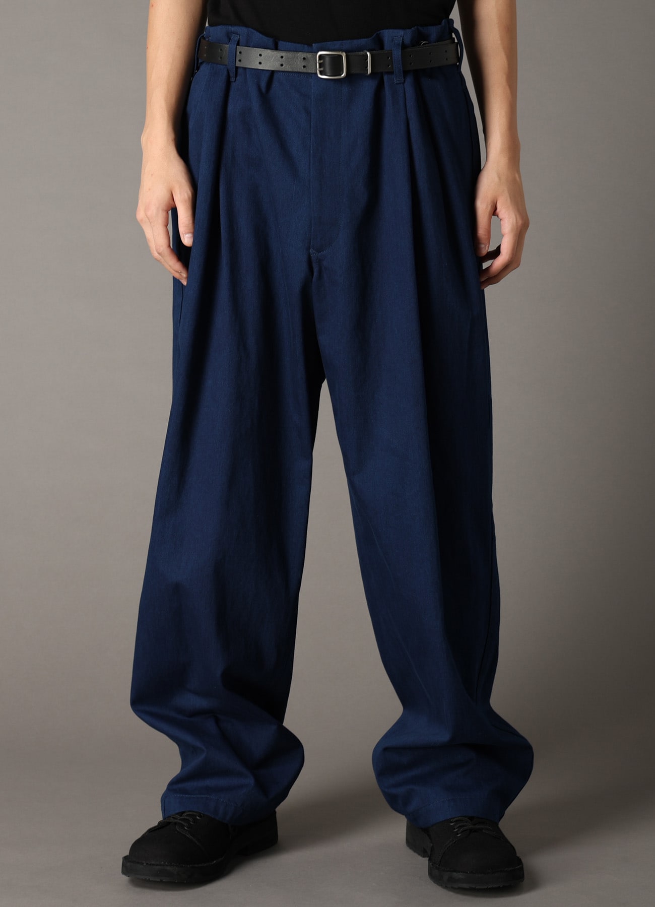 COTTON INDIGO TWILL 2-TUCK PANTS