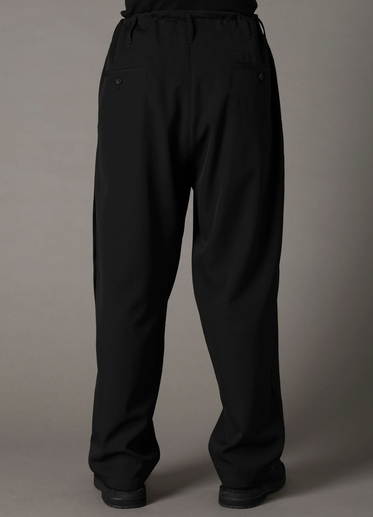 WOOL GABARDINE DRAWSTRING PANTS WITH EYELETS