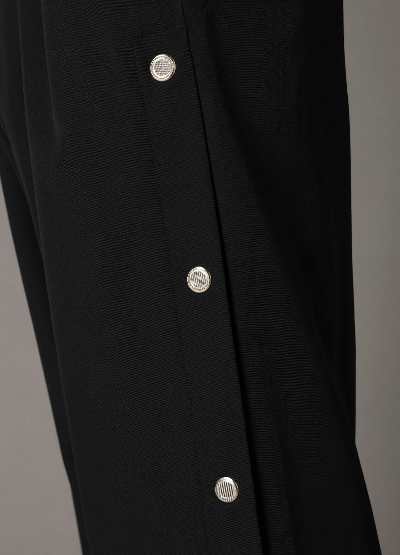 WOOL GABARDINE DRAWSTRING PANTS WITH EYELETS