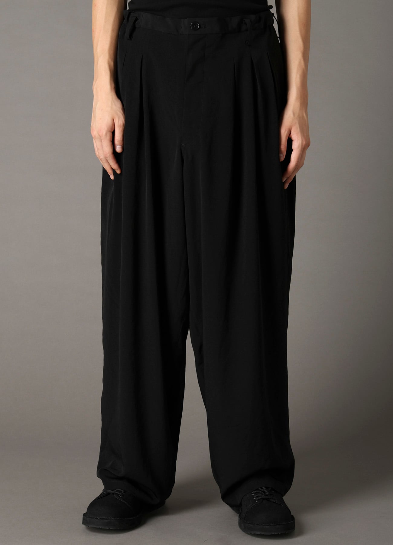 CREPE de CHINE 12-TUCK PANTS