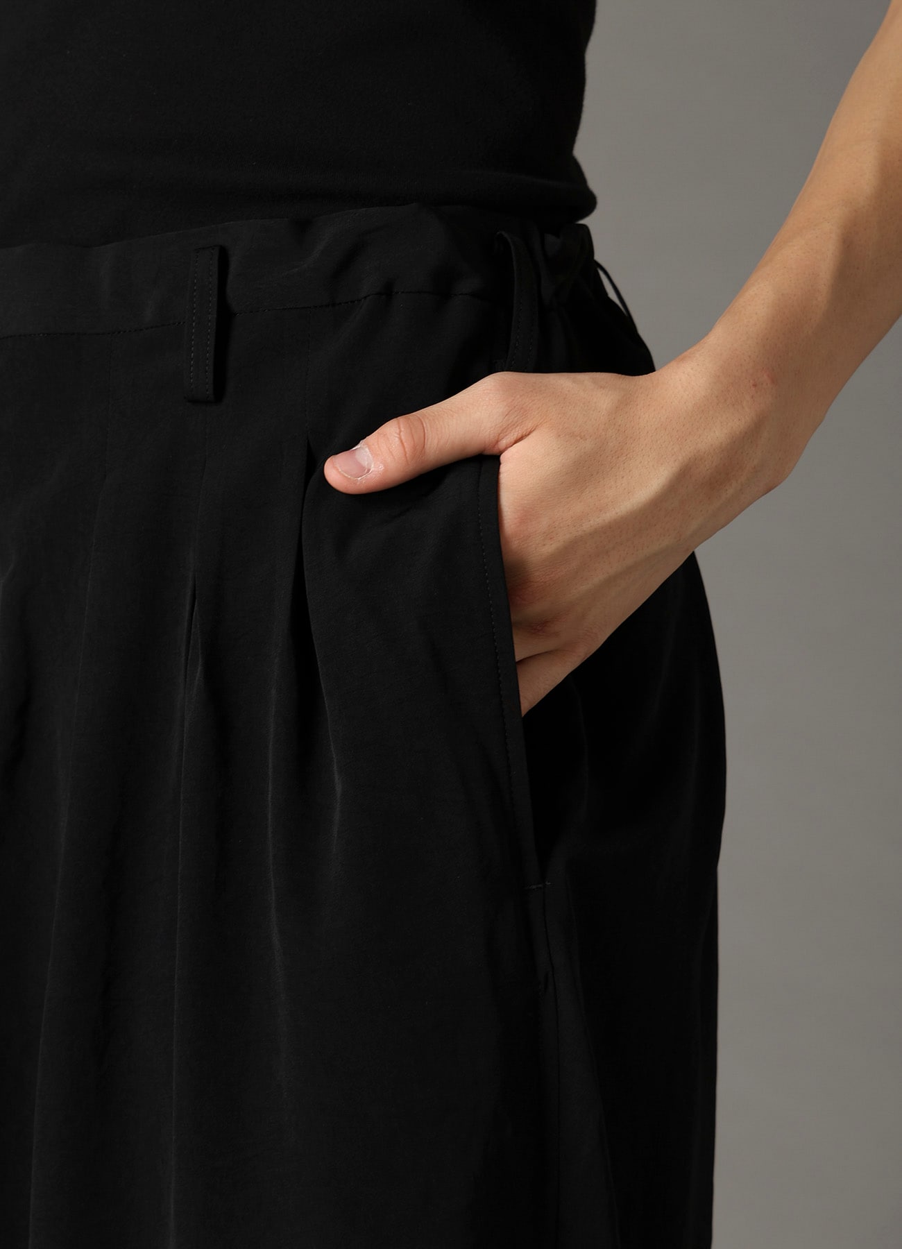 CREPE de CHINE 12-TUCK PANTS