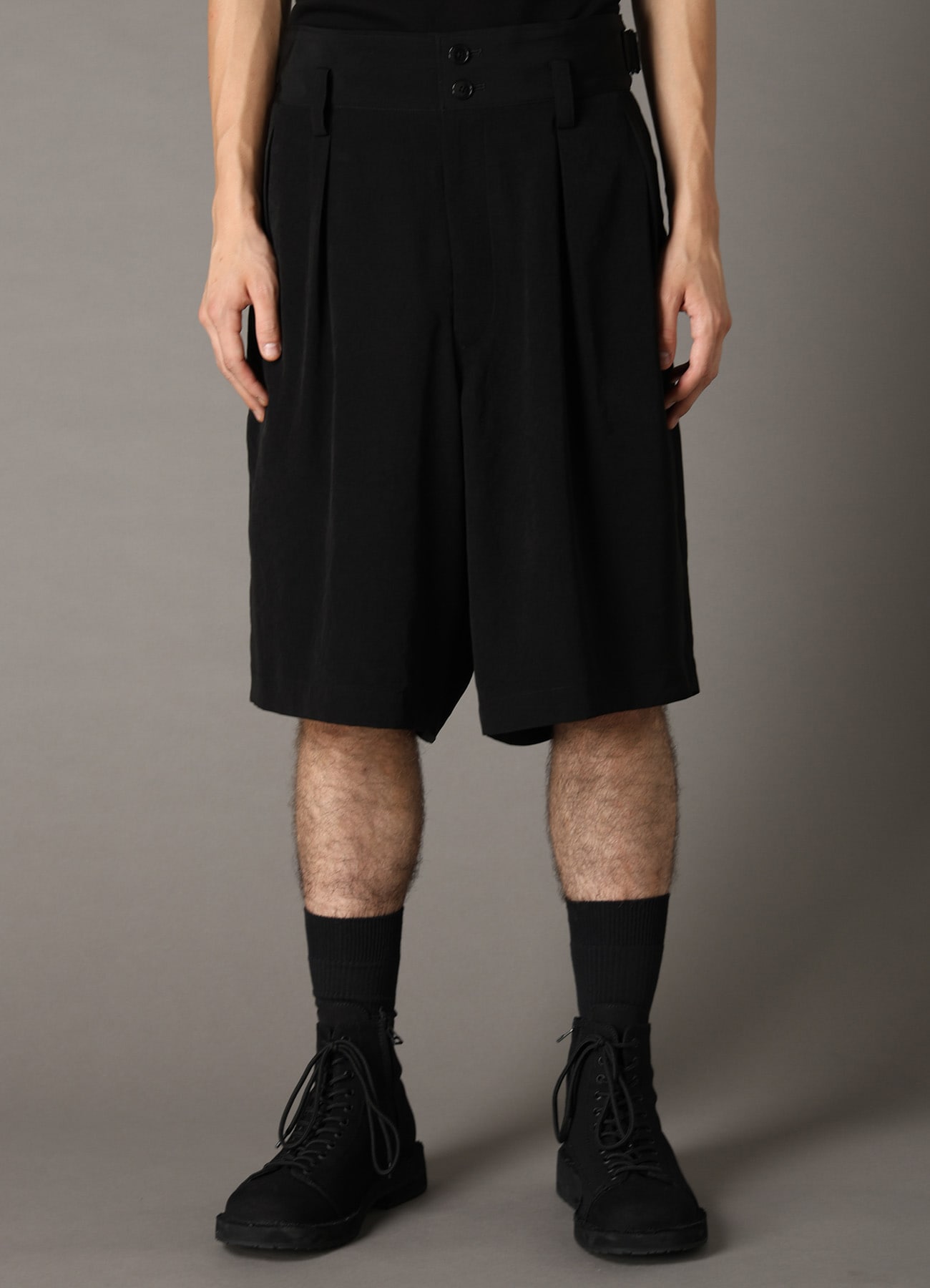 CREPE de CHINE PLEATED SHORTS